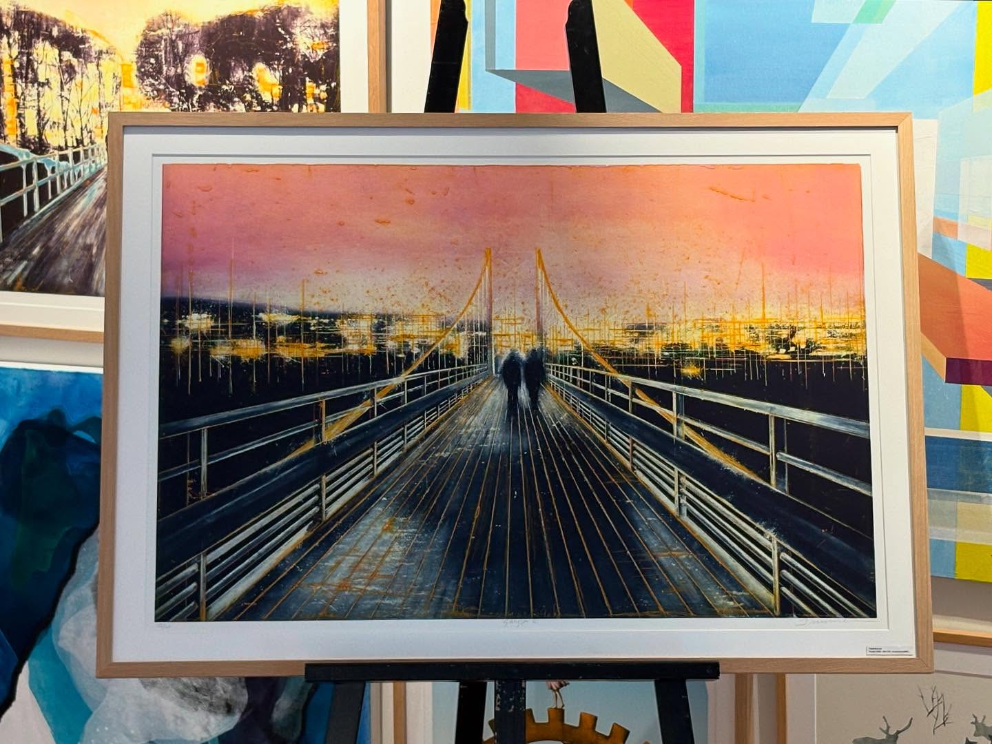 Et nytt vakkert FRANK BRUNNER verk har fått et nytt hjem i Tromsø🧡
Velkommen innom oss og nyt et mangfold av kunst.
Vi har åpent alle dager også søndager.
•
@tromsosentrum @frankrobertbrunner @gallerinord #frankbrunner #tromsø #galleri #gallery #art