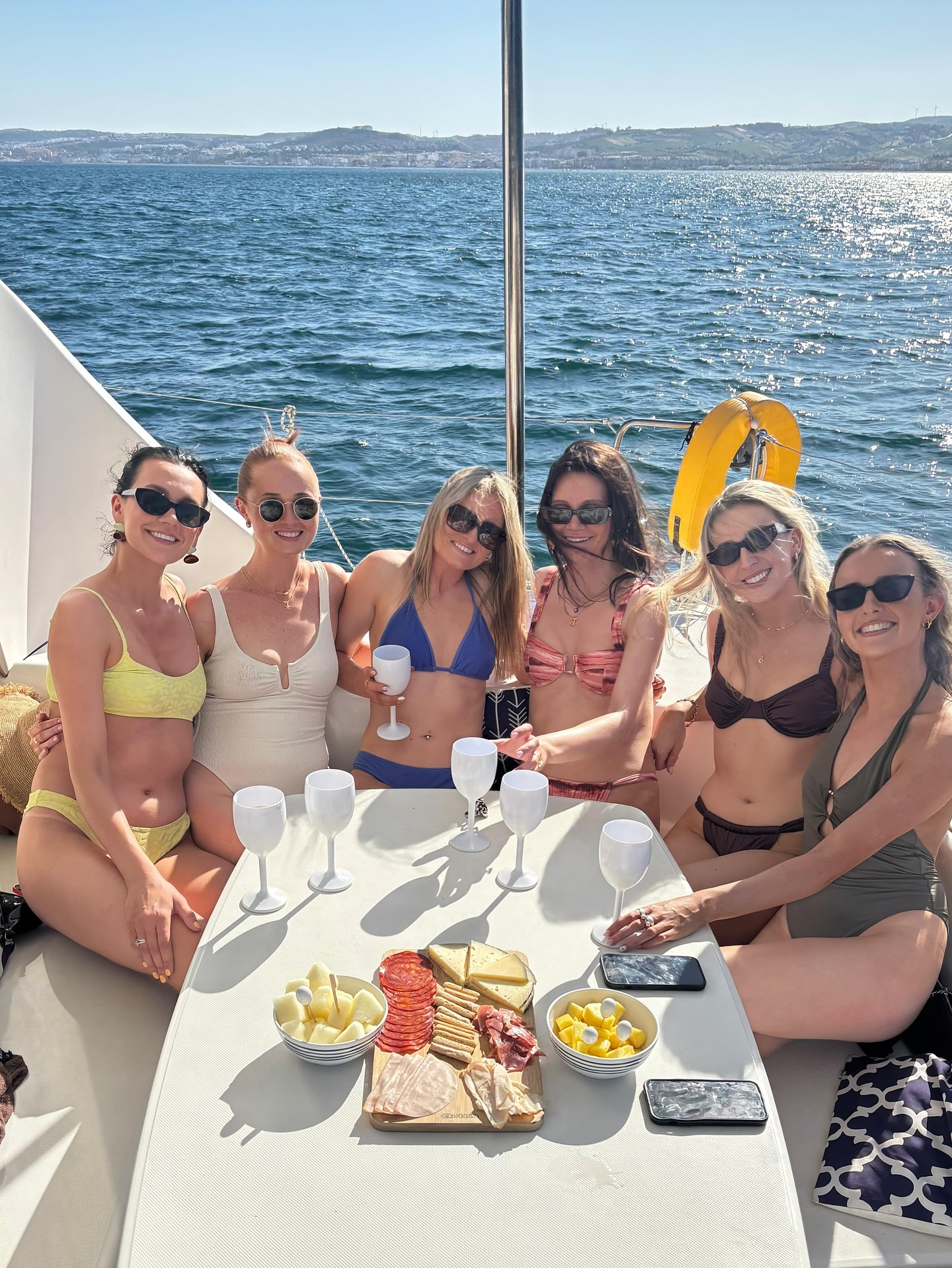 It’s yacht o’clock, grab your girls and let’s sail⏰⚓️
📲 +34 644 05 36 56
🌐www.sailandpowercharters.es
@sailandpowercharters #boathire #esteponaboattours #estepona #charters #boatcharter #marbella #costadelsol #charterseason #party #sunset #boatparty #birthday #golden #goldenhour #goldenhourlight #goldenglow #esteponaport #esteponaboatcharters #boattrip #girls #yachtcharters #catamaran #yachtlife #puertodeestepona #sailandpower #family #familytime #costadelsol #estepona #malaga #sunsetvibes #sailingspain