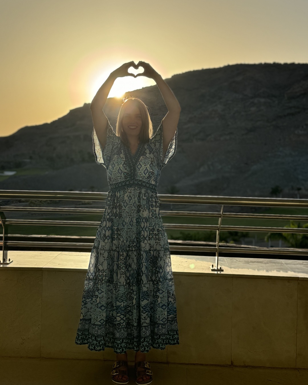 This is your reminder to wear SPF!!
You should be wearing SPF all year-round, even in England and even when it’s cloudy! But, if you’re going on your summer holiday to a hot country, it’s essential you’re wearing SPF on your face and body, and reapplying multiple times throughout the day.
Here’s Larissa on her summer holiday last year, before she discovered that a small blemish on her forehead was actually skin cancer. Whilst she’s been practicing sun safety for a long time, and encouraging others to do so too, this was a big reminder of just how important it is!
✅ Wear a high factor SPF and cover up if you can at the hottest points of the day.
✅ Reapply your SPF multiple times throughout the day.
✅ Don’t forget about your head and scalp, wear a hat where possible!
✅ Always look out for changes to moles or blemishes on your skin and get them checked out.
Map My Mole is the most accessible way to get your moles and blemishes checked with an innovative scanning device. If you’re worried, book a consultation with us!
#spfeveryday #wearspf #sunprotection #sunsafety #molemapping #mapmymole