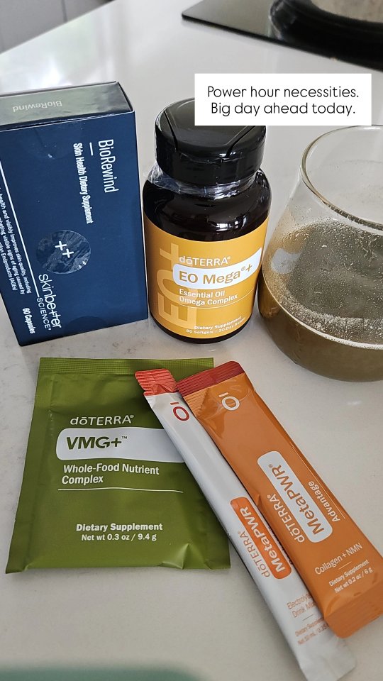 Throwback to my very first in-studio wellness event 💫
We shared yummy pupus, sampled doTERRA supplements, and had the most meaningful convos about making daily wellness doable — not overwhelming.
Grateful for everyone who showed up and made it special 🧡
Special thank you to @helloashleykema for helping me put this together.
✨ Curious about my wellness routine?
Comment or DM “wellness” and I’ll send you the link!
🥐 Delicious pastries @thelocalgeneralstorehi
#WellnessFromWithin #doTERRA #DailyRituals #HolisticLiving #StudioVibes #MindfulBeauty