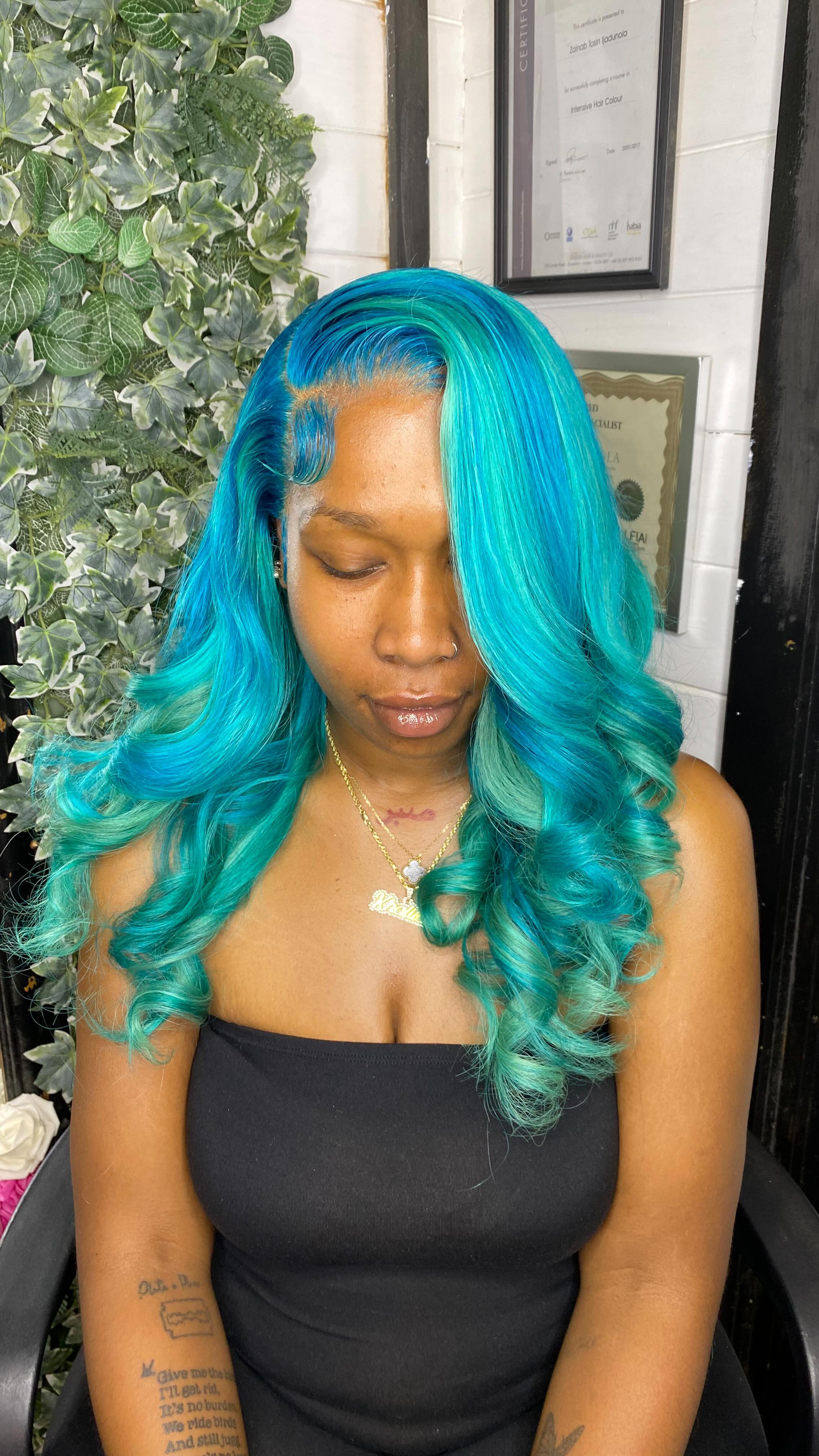 My long time client came in looking for a new look ๐๐๐๐ she said โZEE I WANT BLUE HAIR LIKE A MERMAIDโ, I said โ OK BETโ and these are the results ๐๐ we provided the hair for this unique order ๐ฅถ
-
August Bookings Are available on BookZeenyah.as.me
#reels #lacewigs #hairbyzeenyah #wigmaker #londonhsirstylist #lacewig #wigglue #explorepage #ukwigs #rawhair