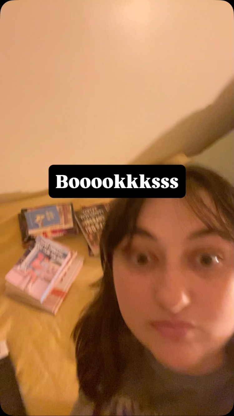 I love books and should be good on reading for a while. I have these plus about 15 other books on my tbr. Not including ebooks and audiobooks.
#books #bookhaul #reading #booktok