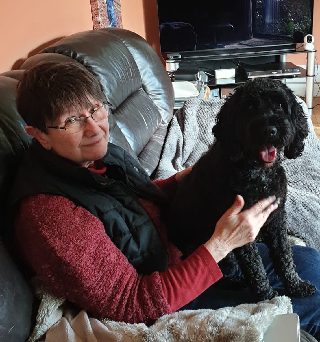 Meet the choir. @ginajohnson494 Alto and founder member I have been a member of Polymnia since 2006, when I was very excited to be able to join a small choir that was exploring a very different range of music from a choral society. I love the feeling of progressing together, as Jess coaxes us through a piece until the moment when it all comes together and hits the ‘sweet spot’. We have sung so much wonderful music, but my favourite of them all is Abendleid.#singingtogether #chamberchoir #miltonkeynesmusic #makingmusic