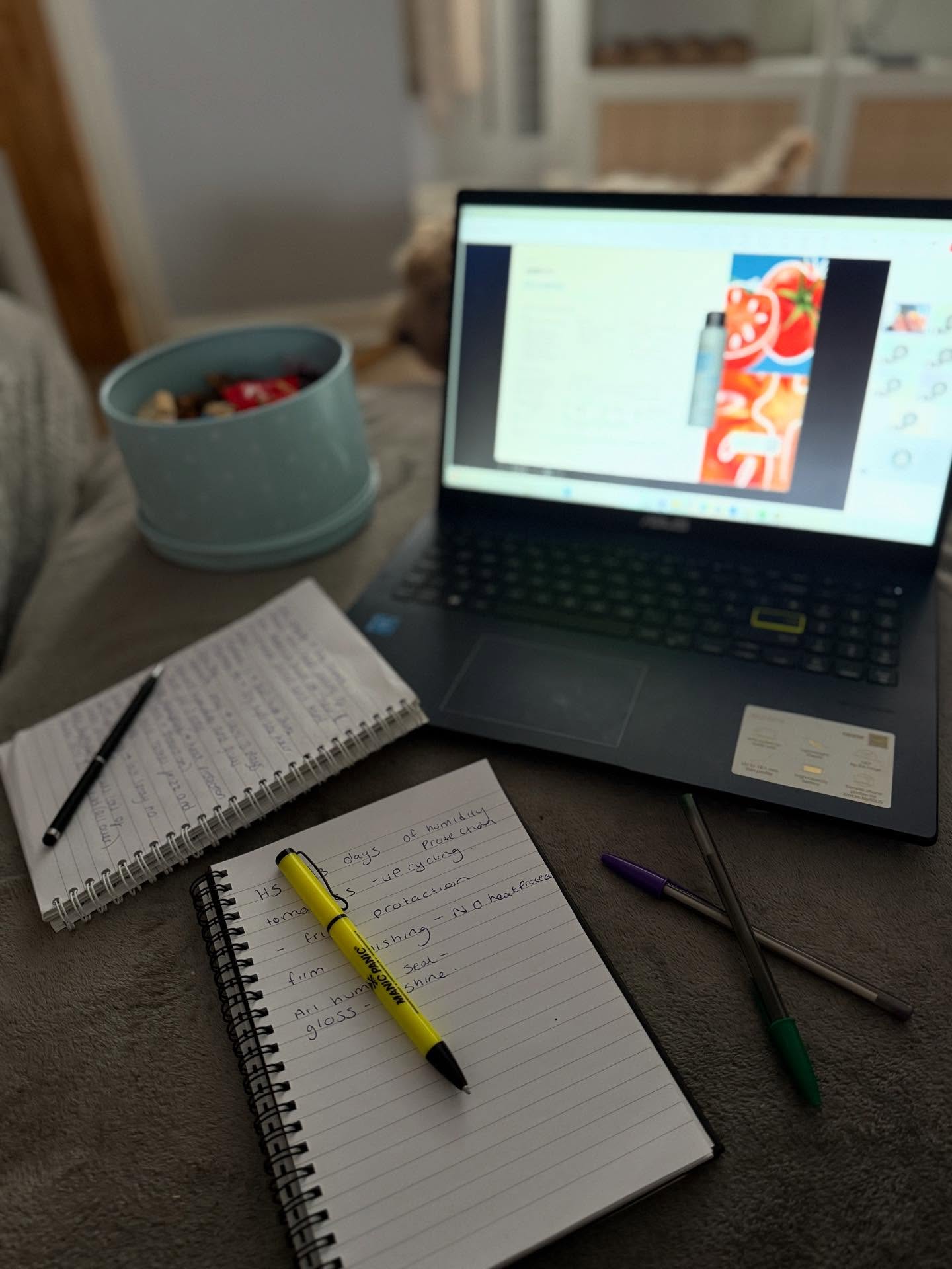 Little education day at casa Honie's, great product education about old and the new improved kms range #kmshair #haireducation