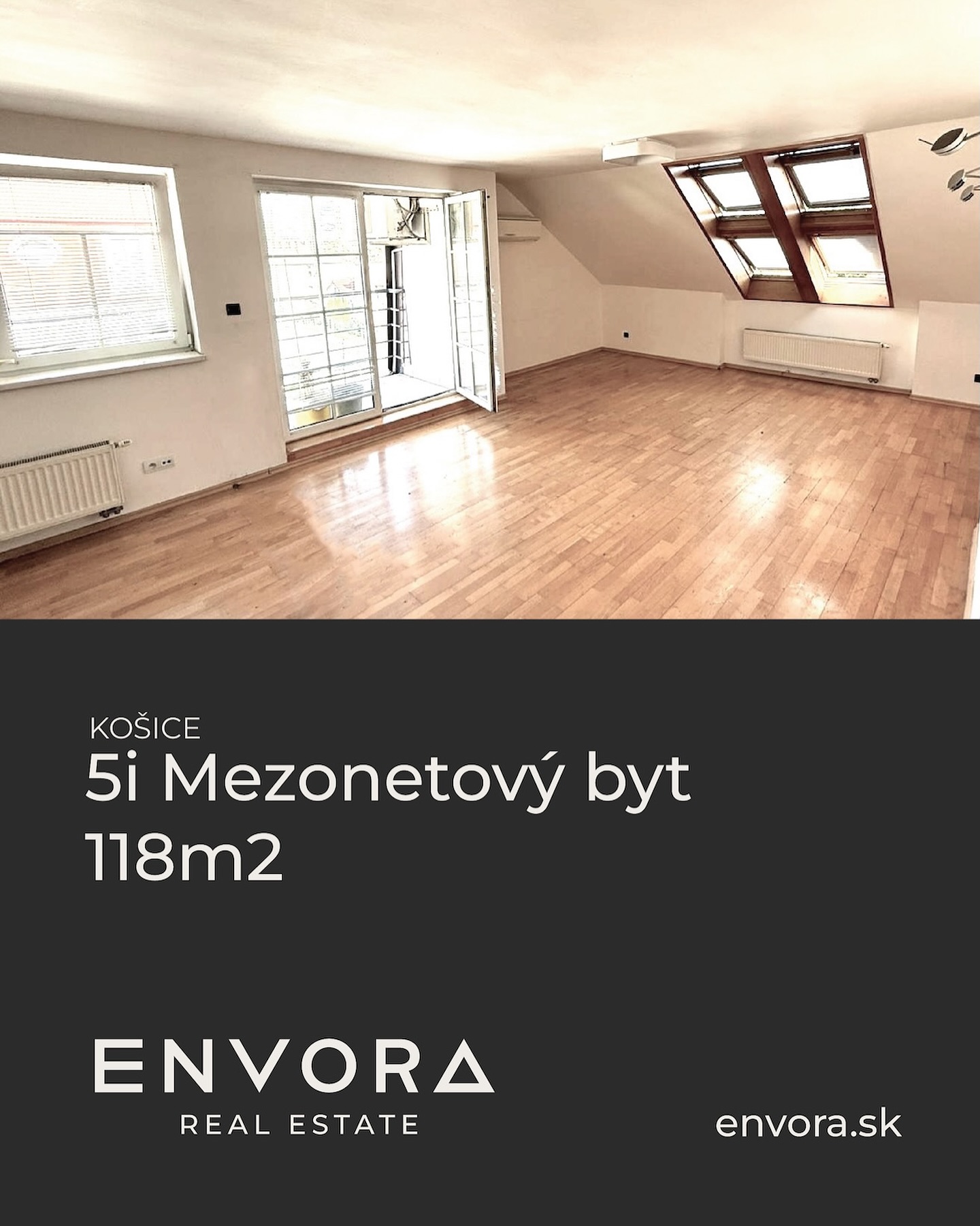 🏡 NA PREDAJ – Priestranný MEZONETOVÝ BYT v Košiciach na sídlisku JUH s loggiou a skvelým dispozičným riešením!
Hľadáte veľkometrážny byt s potenciálom dotvoriť si ho podľa seba? Tento mezonet vám ponúka ideálne riešenie – či už ako rodinné bývanie, alebo ako zaujímavú investičnú príležitosť.
📍 Lokalita: Ulica Milosrdenstva, Košice – sídlisko Juh
✔️ Tichá lokalita s kompletnou občianskou vybavenosťou
✔️ Výborná dostupnosť do centra aj na MHD
✔️ Ideálne pre rodinu alebo mladý pár s víziou
🏠 Byt:
▪️ Typ: mezonetový byt
▪️ Úžitková plocha: 118 m²
▪️ Loggia: 4 m² (orientácia na východ)
▪️ Stav: čiastočná rekonštrukcia, predáva sa bez zariadenia
▪️ Dispozícia:
1. podlažie: predsieň so schodiskom, kúpeľňa, samostatné WC, kotolňa/práčovňa, kuchyňa spojená s obývačkou, 1 izba, šatník, výstup na loggiu
Podkrovie: chodba a 2 samostatné izby
🔑 Výhody:
✔️ Variabilná dispozícia vhodná na ďalšiu úpravu
✔️ Veľkorysý priestor a svetlosť
✔️ Možnosť vytvoriť si bývanie presne podľa seba
Zaujala vás táto ponuka? Kontaktujte nás:
📱 +421 908 573 434
✉️ predaj@envora.sk
🌐 envora.sk
#rodinnýdom #nehnuteľnosti #domnapredaj #investícia #realitnainzercia #envora #nitra #vrable #byvanie