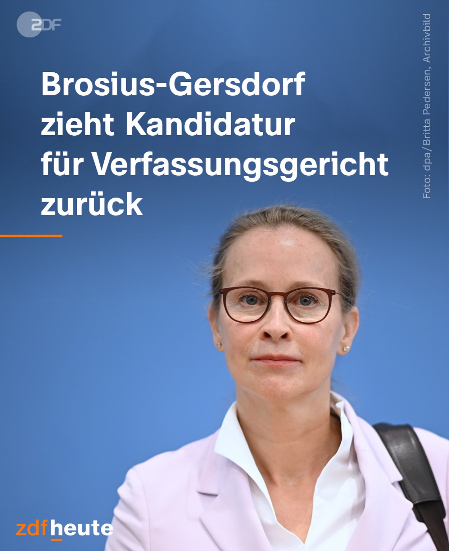 Respekt vor dieser sicherlich harten, aber konsequenten Entscheidung einer Juristin, die mit ihrer Haltung auch eine starke Repräsentantin unserer Verfassung gewesen wäre. Rechte Hetze wirkt. Schändlich. Das darf keine Schule machen, denn es werden gezielt Menschen und öffentliche Ämter beschädigt. Dies ermöglicht keine Bestenauslese, zerstört Autoritäten. Auch so wird Demokratie gezielt destabilisiert.
#demokratie #verfassung #jura #brosiusgersdorf #sventeuber #trier #trierimlandtag
