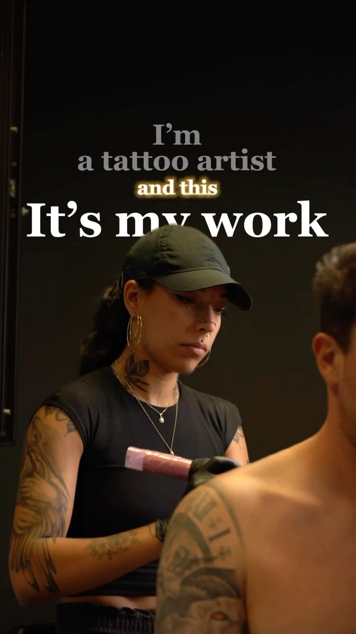 🎨 Special Guest im Studio: @sof_losada.tattoo
Wir freuen uns, euch Sofia vorstellen zu dürfen – bekannt für ihre feine, detailreiche Arbeit und ihre Spezialisierung in Micro-Realismus kombiniert mit Fine Line Tattooing.
Vom 15.09. bis 20.09. ist Sofia bei uns im Studio zu Gast.
Einige Termine sind bereits vergeben – aber es gibt noch ein paar freie Spots für alle, die sich ein einzigartiges Kunstwerk sichern wollen.
💬 Schreib uns einfach direkt auf WhatsApp: +41 76 494 01 40
⏳ Schnell sein lohnt sich – diese Gelegenheit gibt es nur für kurze Zeit!
#microrealismus #microrealismustattoo #tattoostudio #realismus #realismustattoo #realistictattoo #tattooart #tattooinspiration #zürich #zürichcity #zürichtattoo