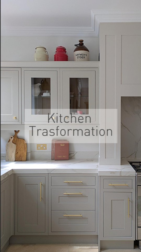 💫 Kitchen Transformation! ✨
Watch this glow-up from start to finish.
We worked with this family on keeping the current layout and kitchen they loved, and gave it a new lease of life.
We like to think sustainably. 🌿 Just because you can replace something, doesn't mean you should!
In this project we have:
- Refinished Limestone Floors
- Freshly sprayed cabinet doors, keeping the carcasses.
- New Ironmongery - a quick upgrade.
- New ceramic counter - we OVERCLAD the existing countertop - keeping more out of landfill
Let me know what you think!