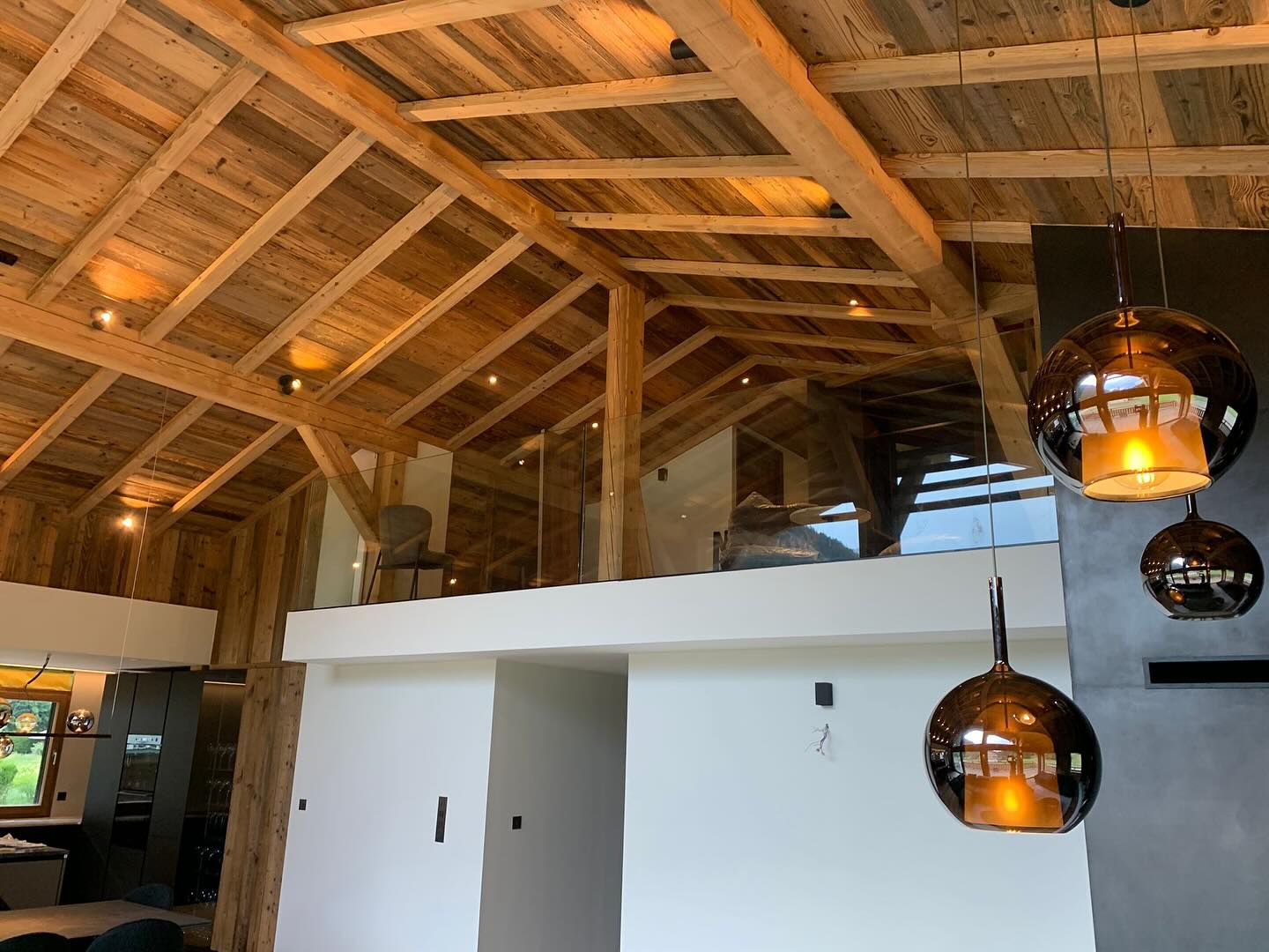 Chalet J
.
.
.
#saintgervaislesbains #megeve #paysdumontblanc #prazsurarly #valdarly #chamonixmontblanc🇫🇷 #montblanc #moutains #chantierterminé #maitredoeuvre #suividechantier #chantierencours #appartementneuf #montagne #entrepreneur #frenchalps #chantier #wood #interiordesign #chantierencours #renovation #suividechantier #style #conception #amenagementinterieur #projet #travaux #alpinterieur #bois #btp #realisation #chaletneuf
Bertrand DESMONS 📲+33 (0)6 24 22 25 79 💻contact.alp.interieur@gmail.com