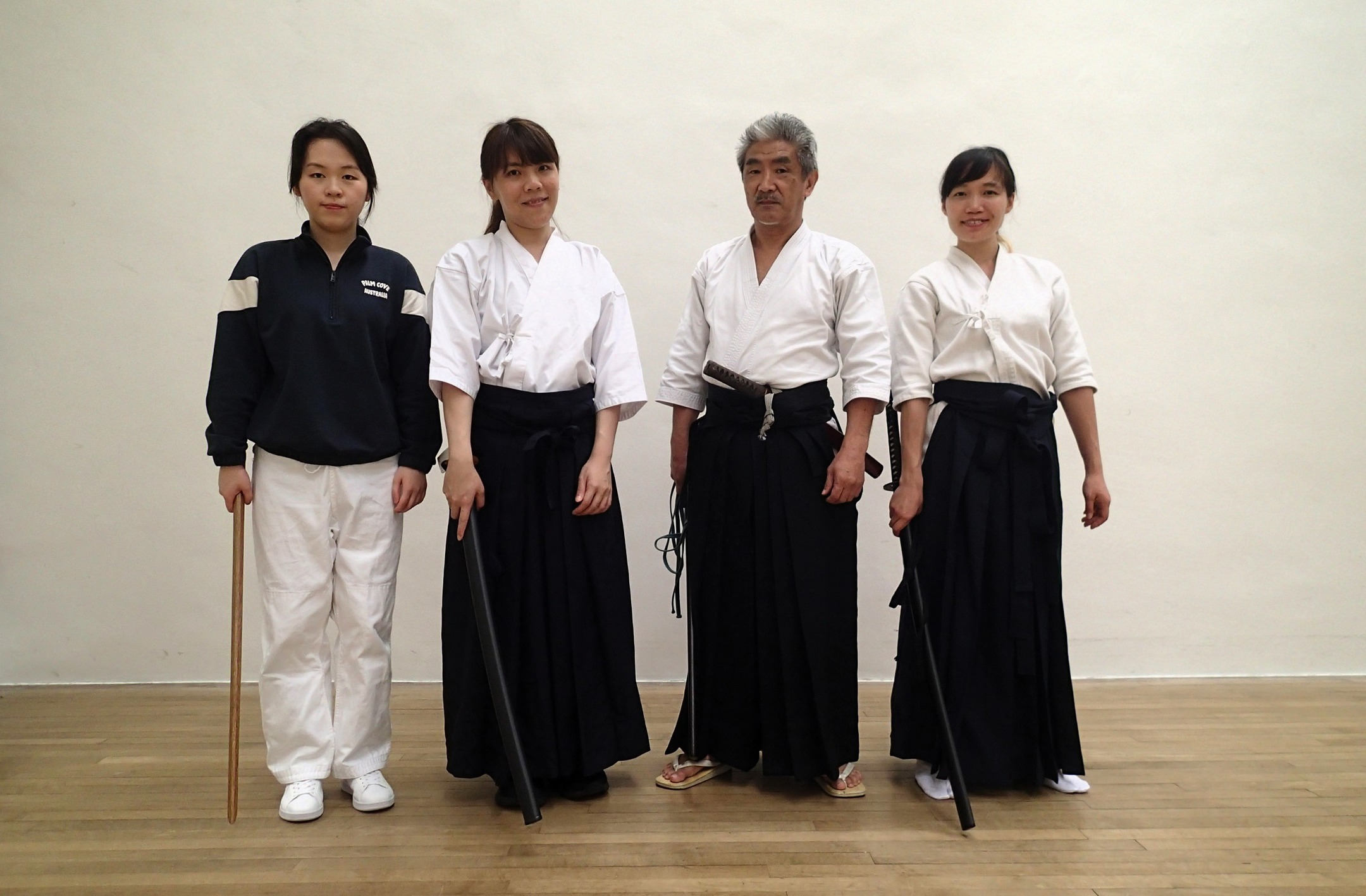 Thursday ”Toyamaryu Iai Battodo”
Maggie, who had stopped practicing, joined us on a spot basis.