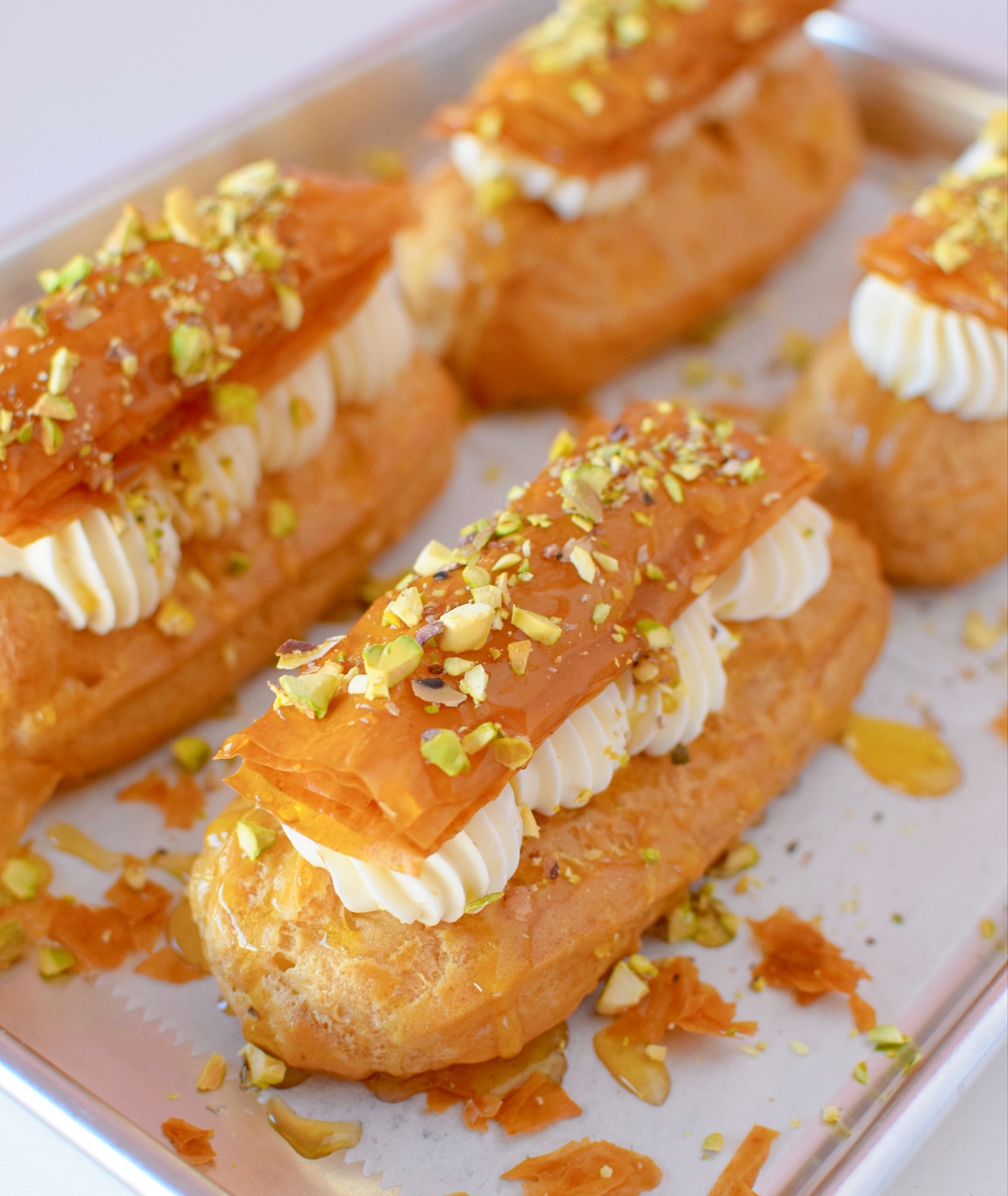 āļø Pack your bags & get ready to travel the world with us at our Pastry Passport Pop Up on Sat, Aug 23! Weāre bringing back one of our most beloved themes & creating desserts inspired by dream destinations across the globe š Baklava Eclairs & Millionaireās Shortbread will be returning for one day only!