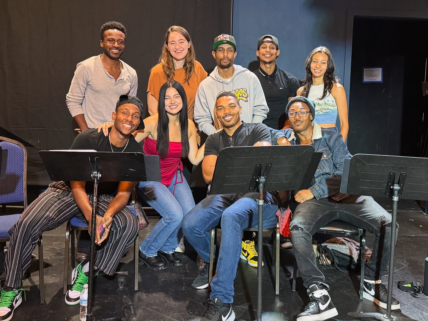 We did a thing… a THEATRE THING!!! 🎭 😤
My favorite writer / playwright / everything else @criseliblak wrote an absolute banger with “Ghetto Odyssey”, a loose adaptation of Homer’s The Odyssey focusing on the hip hop industry and the price of fame.
For some reason he trusted me with the role of Odysseus aka Odee and I can’t tell y’all how much I enjoyed this play! Side note, @hellooopaula was an amazing Athena, and @itshilariousdarius was the best hype man / Yuhmaeus anyone could ever ask for!
The rest of the cast were all so phenomenal!
@blancaaisabella - Penny
@charleslsmithh - Breach
@aalexanderii - Big Zeus
@jehinyrodriguez - Circe
@fcedemobi - Stage Directions
Special thank you to @circlextheatre for putting on this table reading! We love #LiveTheatre #acting #theodyssey #latheatre