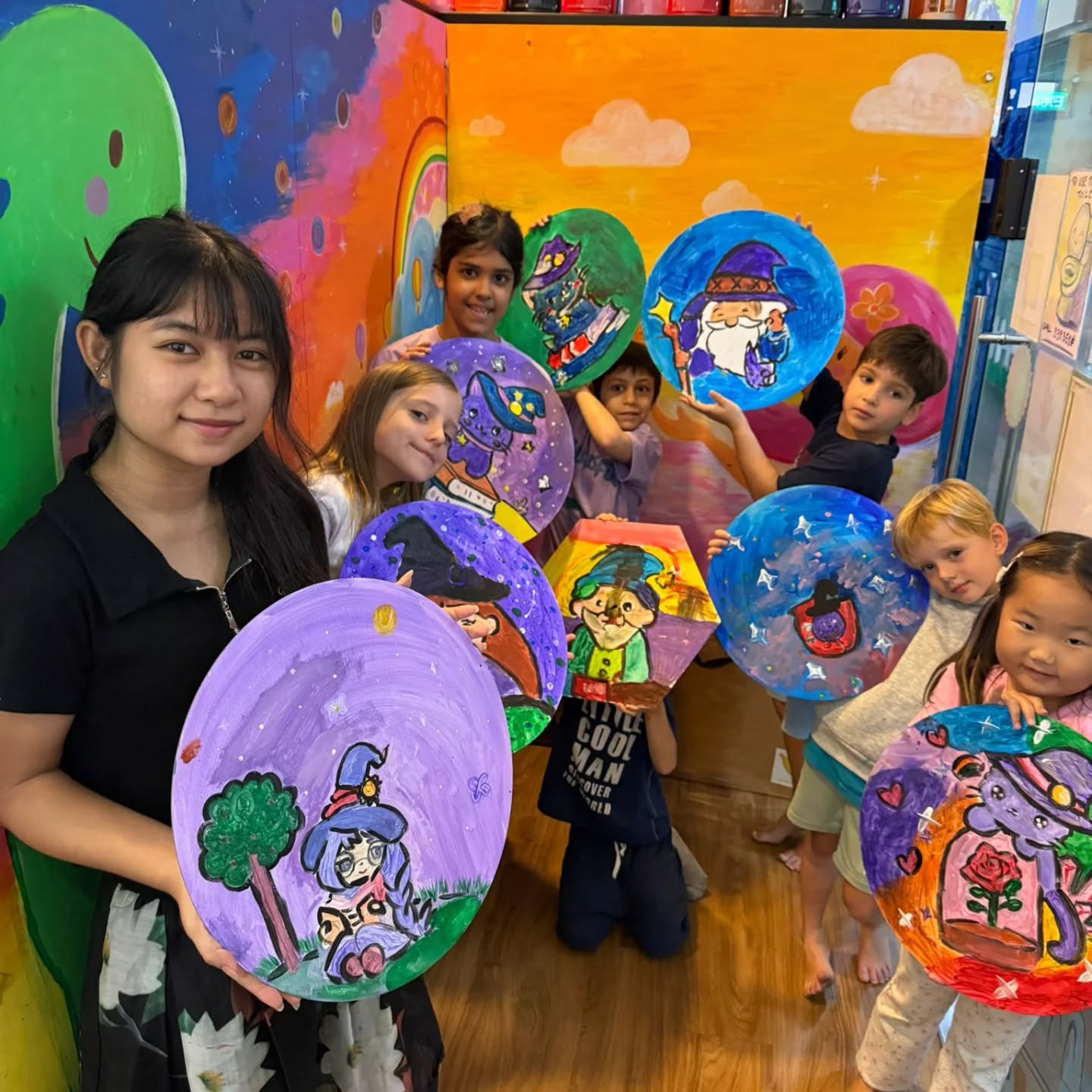 Our summer camps went well!! Aug - Sept camps are up for booking! Do let us know if you like to have more informational 🎨🖌️
#photooftheday #instaphoto #instalike #canvaspainting #instapaints #summercamps #sofun #morecomingsoon #weloveart #artcamps