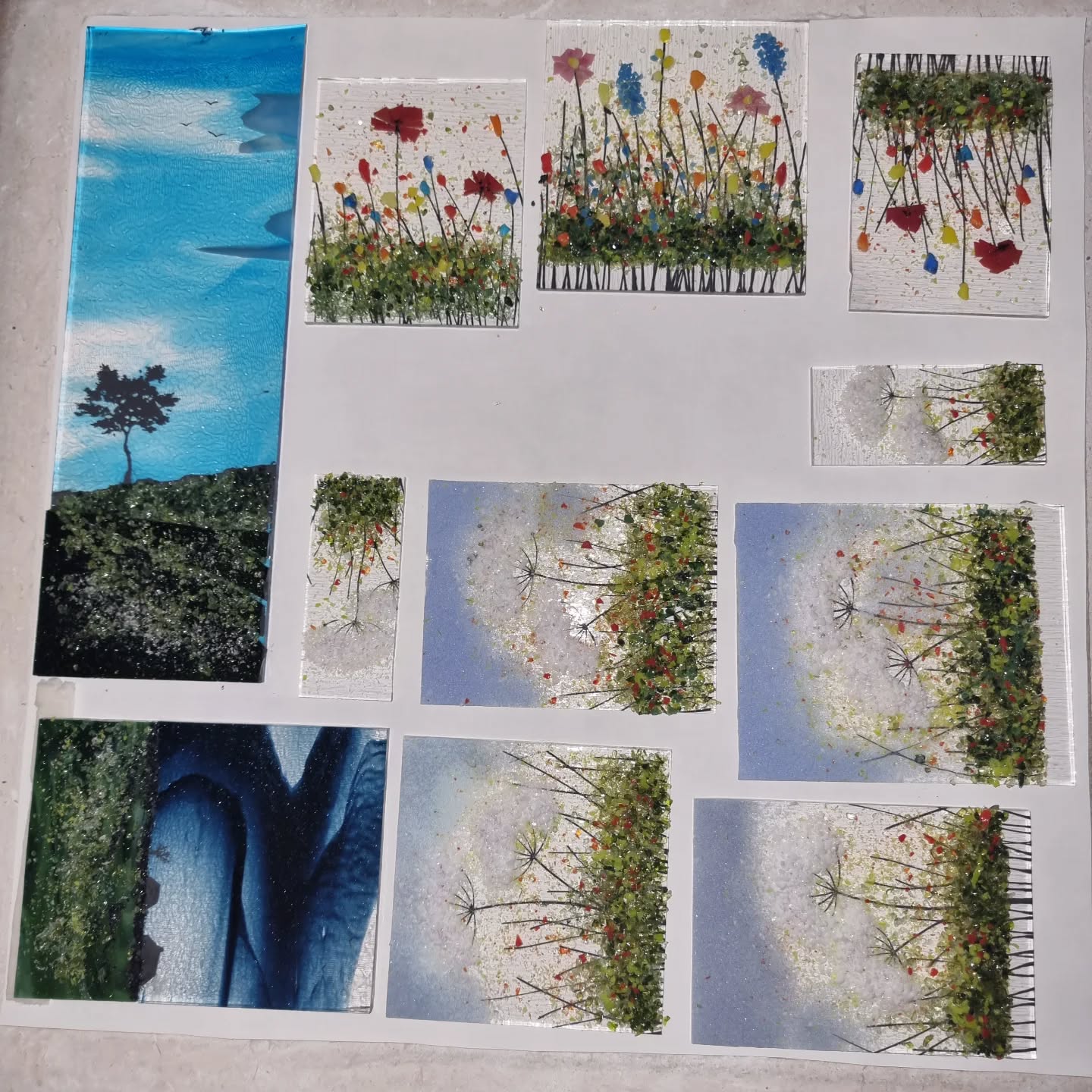 Well they took forever but they are in the kiln now, can't wait to open the kiln tomorrow !