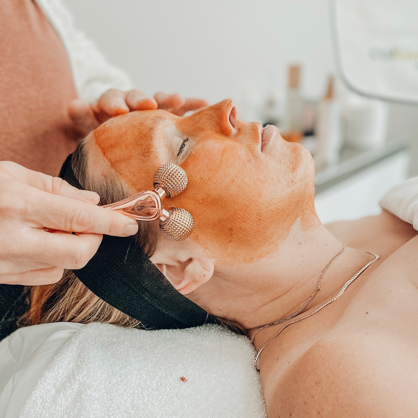 We’ve expanded our services menu!! 🌱 Now introducing an expanded service menu at Derma Bella, with even more ways to care for your skin, enhance your natural beauty, and support your self-care rituals.
In addition to our signature treatments, we’ve added more facial options, full-body waxing, natural lash extensions, brow services, including shaping, tinting + laminations, and makeup applications for everyday wear or special events. Each offering is designed with intention, bringing you beauty treatments rooted in skin health and radiant confidence!
Keep an eye open! We will be sharing more soon about these beautiful new treatments — who they’re best for, what makes them special, and how they can transform your skin and well-being.
Book your next appointment today! ✨