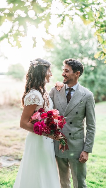 From vibrant colors to heartfelt tears, Valentine & Jérémie’s big day was a perfect blend of joy, emotion, and pure energy. A wedding we won’t forget anytime soon. ❤️💥
.
Cinematographer : @memento.videography
Photography: @marcb.wedding
Wedding planner : @sayelowedding
Assistant wedding planner : @sun_day_wedding
Venue : @domaine_de_bouhemy
Caterer: @humblot_traiteur
Bridal Make-up: @maeva_garbay_makeupartist
Hairstyling: @comptoirdustyle
Flowers: @oxygene.fleurs
Placemat: @mei_creation
Table plan and place markers : @agence.mdf
Live Music: @popcornfactoryorchestra
Firework : @carat_pyrotechnie
Macaron : @amand.in.cakes
Babysitter : @toutpournous.intendance