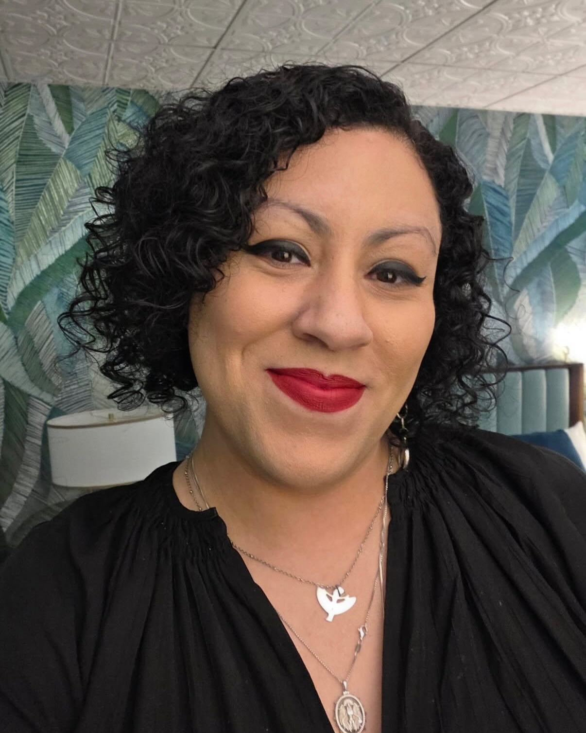 Support for Chef Ash — Our Beloved Chef at Tony’s Darts Away
If you’ve ever had a meal at Tony’s Darts Away, chances are you’ve tasted the heart and soul of our kitchen: Chef Ash.
Ash is more than our chef — she’s family. A vital part of the Tony’s team and community, Ash has spent years nourishing others with her creativity, passion, and unwavering work ethic. Whether it’s a perfectly balanced plate or a quiet moment of encouragement during a tough shift, Ash gives generously, day after day.
Now, it’s our turn to give back.
Ash is currently facing a series of serious medical procedures. The physical and emotional toll is heavy — and so is the financial burden. Despite her strength and resilience, the mounting costs of treatment, recovery, and time away from work have created a level of stress no one should have to face alone.
We’re setting up this fundraiser to help ease some of that burden. Every dollar raised will go directly toward medical expenses, rehabilitation, and helping Ash stay afloat during this difficult time.
Gofundme link in our bio - CLICK!
Thanks to all you beautiful people - we love you ♥️