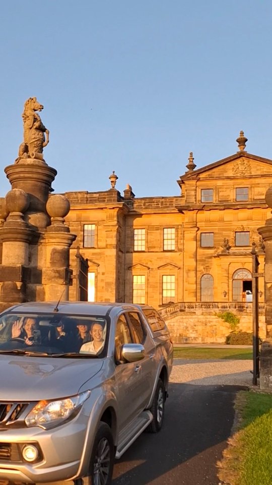 🌟 Set up, Service & Sunset 🌟
At the beautiful @duncombe.park
#eventcatering #weddingmenu #yorkshirewedding #weddingcatering #duncombepark #helmsley
Wedding Planner - @janenordlieventplanner
Photographer - @joedodsworth_photography
Styling - @lwevents
Caterer - @yorkshireparty
After Dinner Bar - @fusioneventbars
