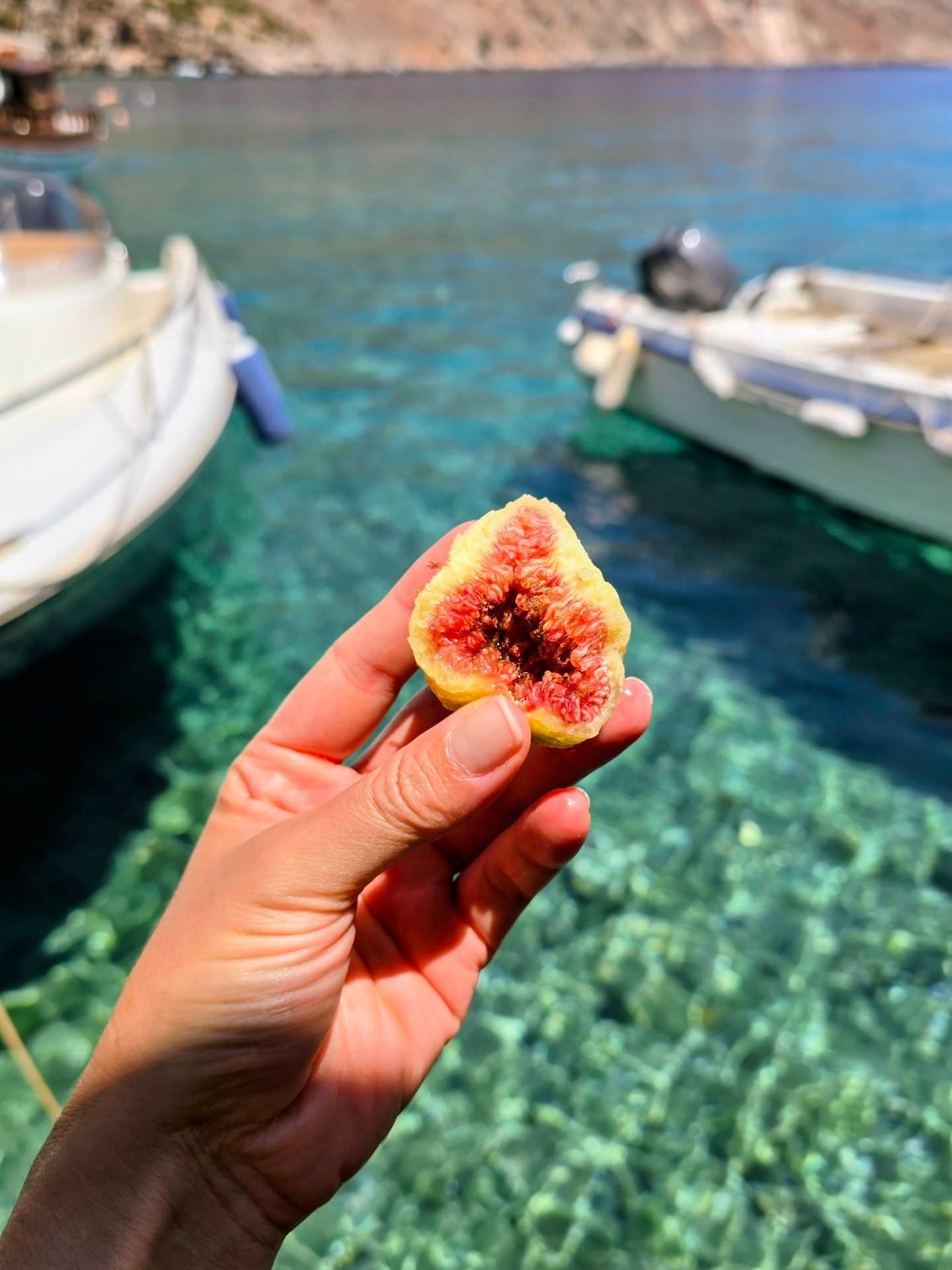 Summer in Greece as it should be 🤍🌸🧿