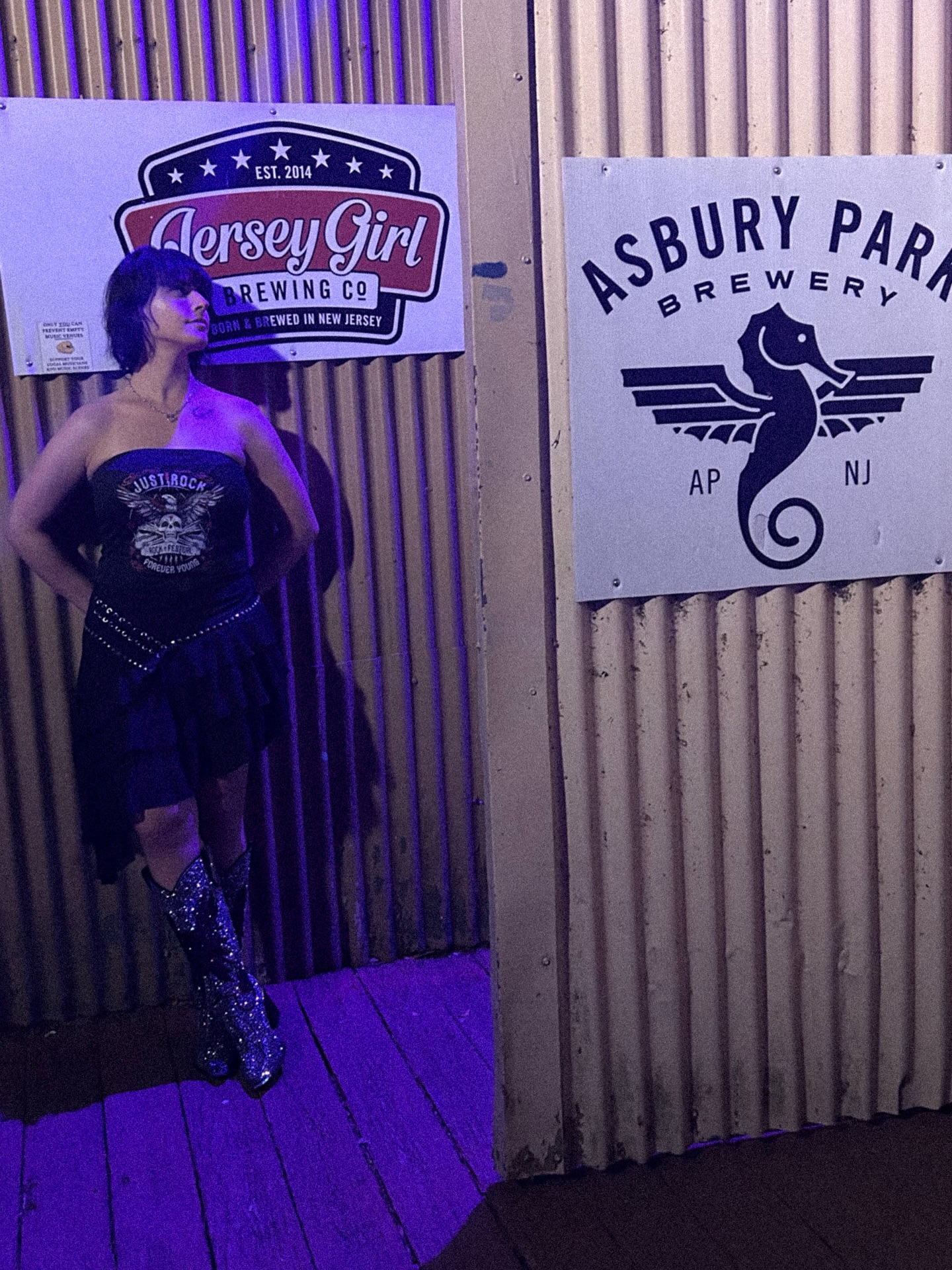 Jersey girls don’t get mad, we get even… with style. #coopers @coopersnj #countrygirls #wetkiss @wetkiss_boots