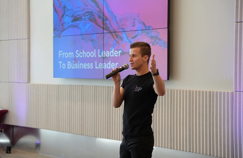 Always such a delight to dive into the classroom and work with our next generation of young innovators and entrepreneurs as they bring their ideas to life ✨🚀
Action shots from @stmarysanglicangirlsschool in Perth working with 180 Year 9 students as we explored the exciting opportunities available in the workforce of the future!