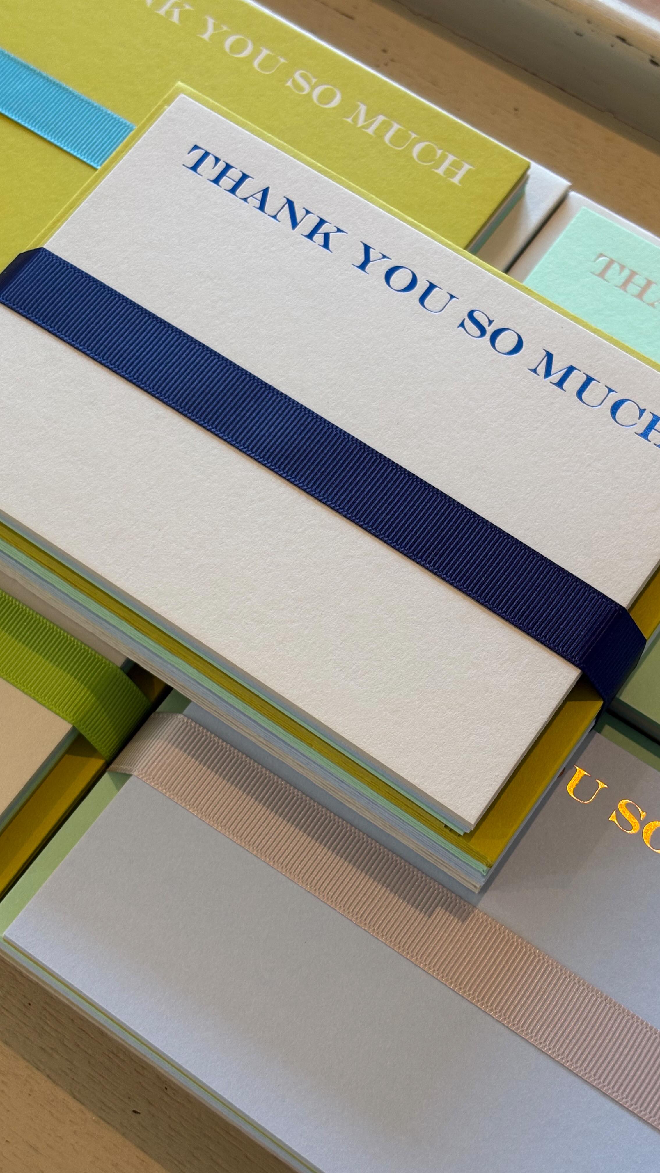 Twenty cards.
Twenty matching envelopes.
Four colours.
One ribbon.
All in A Little Box of Gratitude.