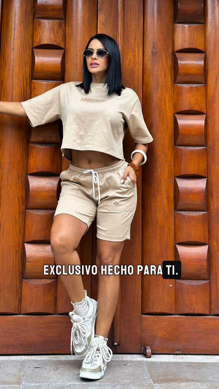 Nueva colección Natsuki ✨✨
Diseños exclusivos. Hecha para ti.
#NuevaColeccion #Natsuki #DiseñoExclusivo #HechoParaTi