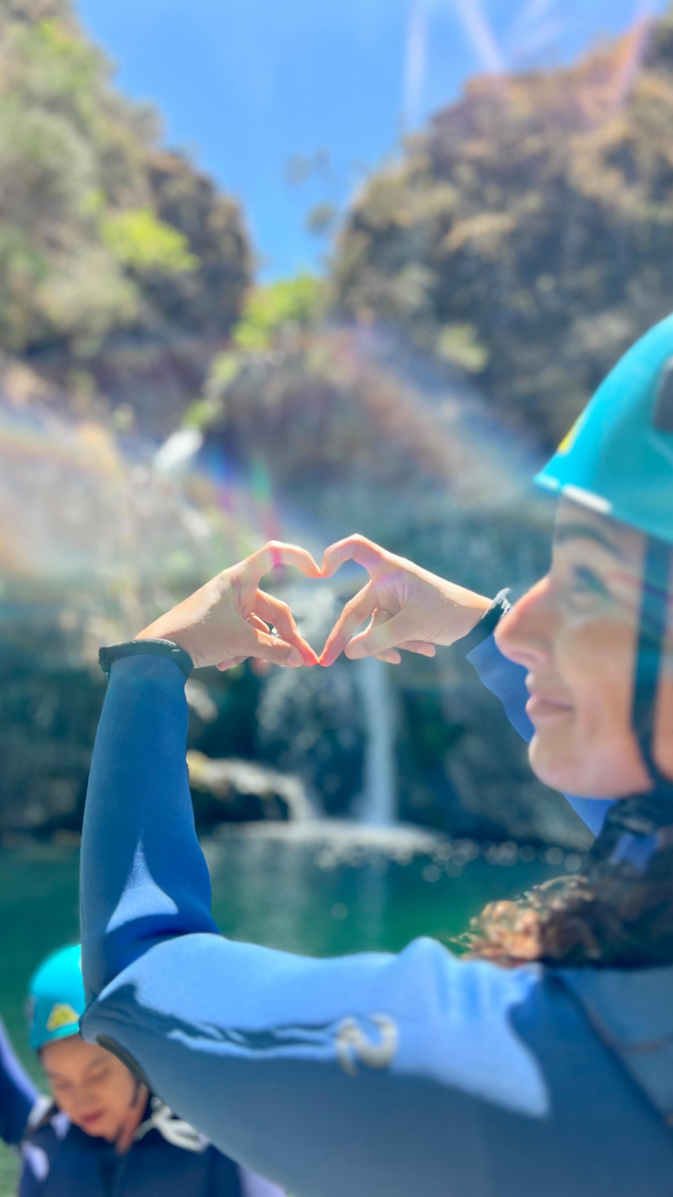 🚨A MELHOR AVENTURA DE VERÃO 🚨
📍FRADES CANYONING, Arouca, Portugal
📅 Temos atividades todos os dias!!
💶 Apenas 55€ p/ pessoa
🚨 OFERTA 5€ de desconto p/pessoa em grupos de 6
ou mais participantes!!
Incluído :
🩱Equipamento completo canyoning
🥾Botas de canyoning Adidas Hydro Lace
👮♂️Guias certificados pela ICA
📸Fotos e vídeos grátis
✅ Seguro
🎒Traz só o espírito de aventura. Do resto cuidamos nós!
Imagina-te a fazer rapel, slide, saltar, escorregar, nadar e explorar um verdadeiro paraíso natural! 🌊
O rio Frades é um dos segredos mais bem guardados da natureza portuguesa — e nós levamos-te até lá! 💥
🧗♂️Uma experiência segura, guiada e cheia de adrenalina com a equipa da Zona Canyoning!
Se procuras emoções fortes e paisagens de cortar a respiração... este é o teu momento! 🙌
💥 RESERVA JÁ 👇
🔗 Link na Bio
🟢 Whatsapp +351910059269
🌍 www.zonacanyoning.pt
📩 Envia-nos DM
📧 zonacanyoning@gmail.com
#zonacanyoning #canyoning #aventura #cascata