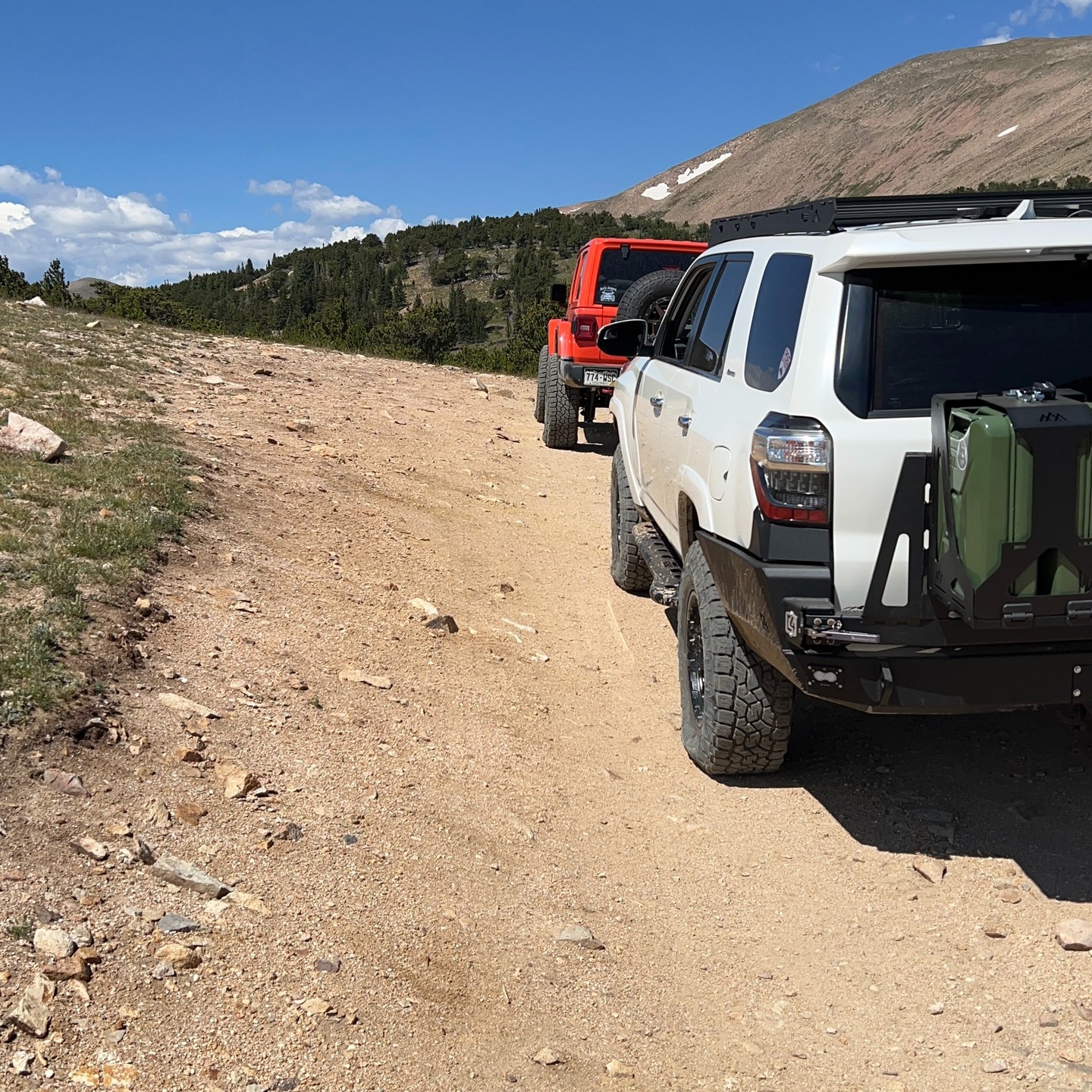 Cruising into the weekend like... ⛰️ What trails are you hitting this weekend? Let us know in the comments! 👇
#5280offroad #coloradooffroad #offroading #jeeplife #toyota4runner #offroadlife #overland #trailriding #mountainlife #colorado #gritisearned #wichwarrior #bornatelevation #starlink