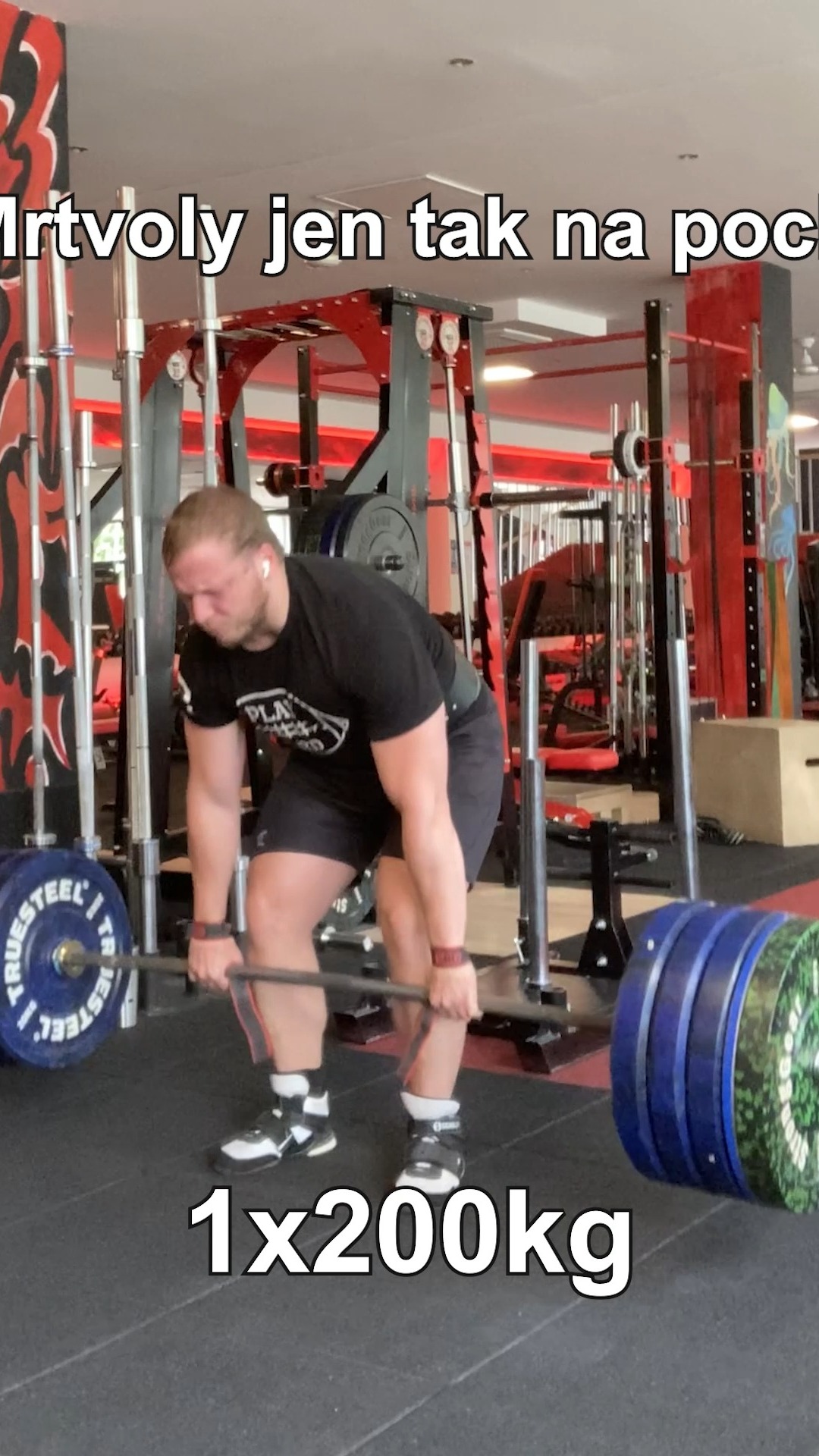 Nedělní mrtvolky jen tak na pocit, dlouho jsem je nejel, tak na potěžkání jedničky do 220kg. 💯