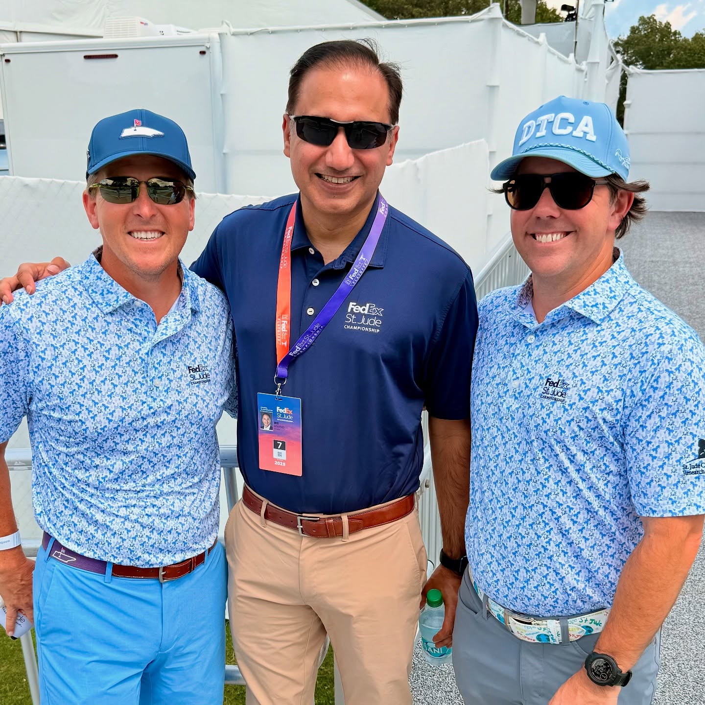 The @fedexchamp is always something special! Love watching the world’s best golfers, love seeing the global spotlight on Memphis, love that the tournament has a higher purpose and benefits @stjude, and love seeing so many amazing people and friends everywhere we turn!
@andrewjpg and I had a great time covering the FedEx St. Jude Championship, spending time with the St. Jude Children’s Research Hospital team and our @citycurrent charter partners at @deltadentaltn, running into @edwardbogard and @eennis05, catching up with @nationofjake on @newstalk98.9, and seeing so many others out there enjoying the amazing tournament! Congratulations @toey_jomek on another awesome year!
.
.
.
.
#memphis #powerthegood #stjude #fedexstjudechampionship #fesjc #makeadifference #golf #givingback #choose901 #memphistn #pgatour