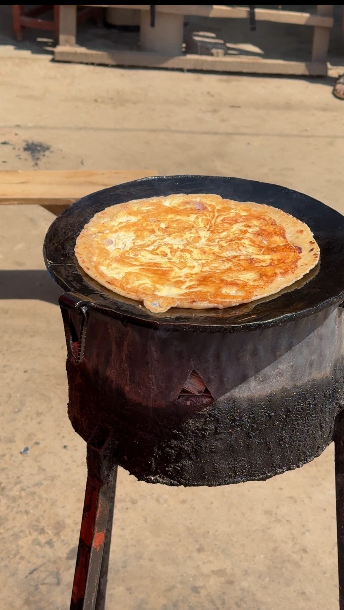 Everyone told us we had to try a Rolex in Uganda. Confused at first, thinking, but I don’t need a watch… luckily, not an issue. This Rolex is the kind you eat.
It’s a popular street food in Uganda, sold by vendors along the road and considered a cultural symbol of the country, embodying the fusion of South Asian culinary influences and local ingredients.
A thin omelet rolled up in a warm chapati (rolled eggs—Rolex—get it?). It can come with tomatoes or cabbage, but we played it safe with just eggs and onions. Made fresh on the roadside, served hot off the pan—simple, delicious, and worth every bite.
#ugandatravel #ListenThinkAct, #globalclassroom, #eastafrica, #studyabroad, #worldschool