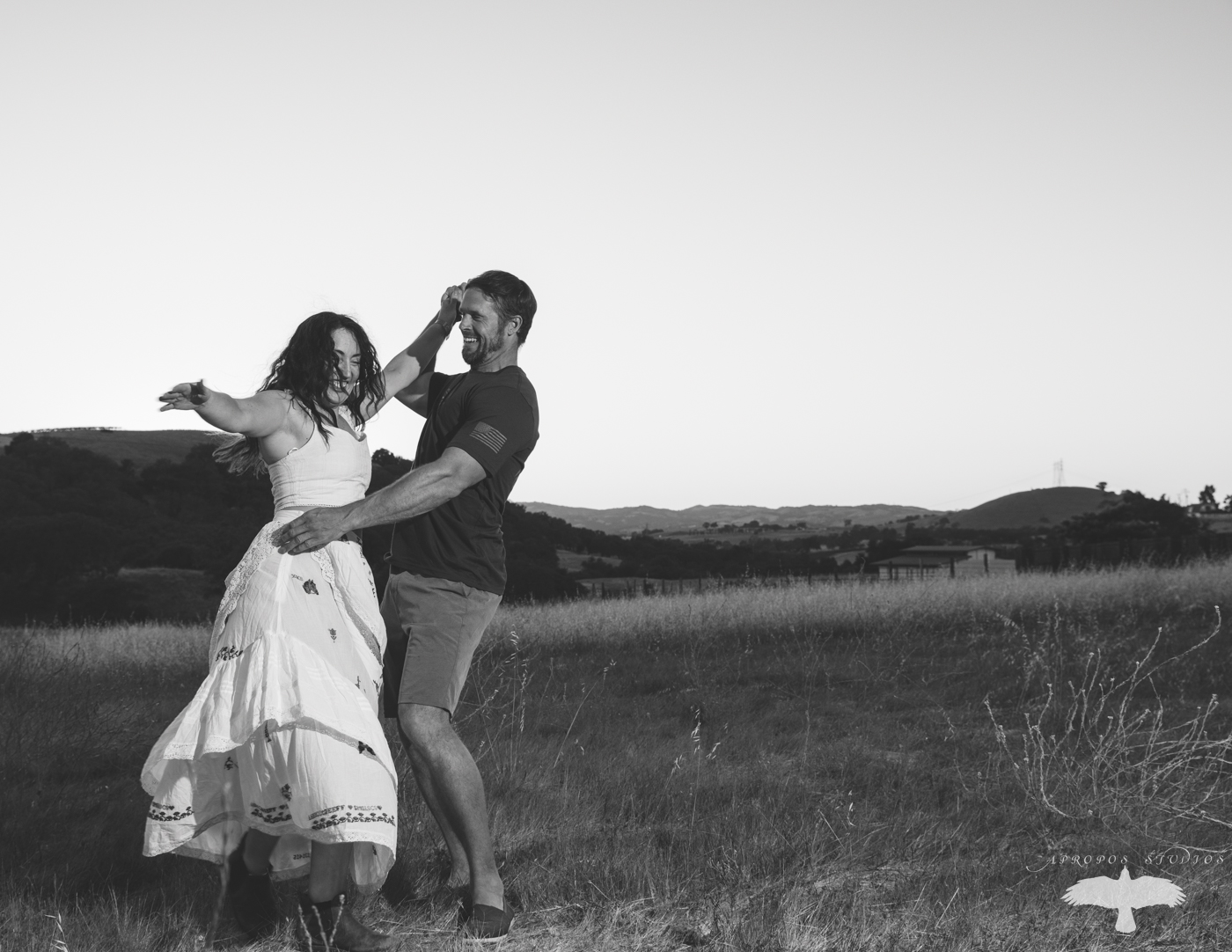 I know I said I was taking a break, but just kidding! I got a new flash and wanted to try it out. Rose and her husband Simon visited, and I asked if they wanted to do a quick session. Needless to say, they are cute!
#couplegoals #photoftheday #slocounty #sanluisobispocounty #california #canon #fyp