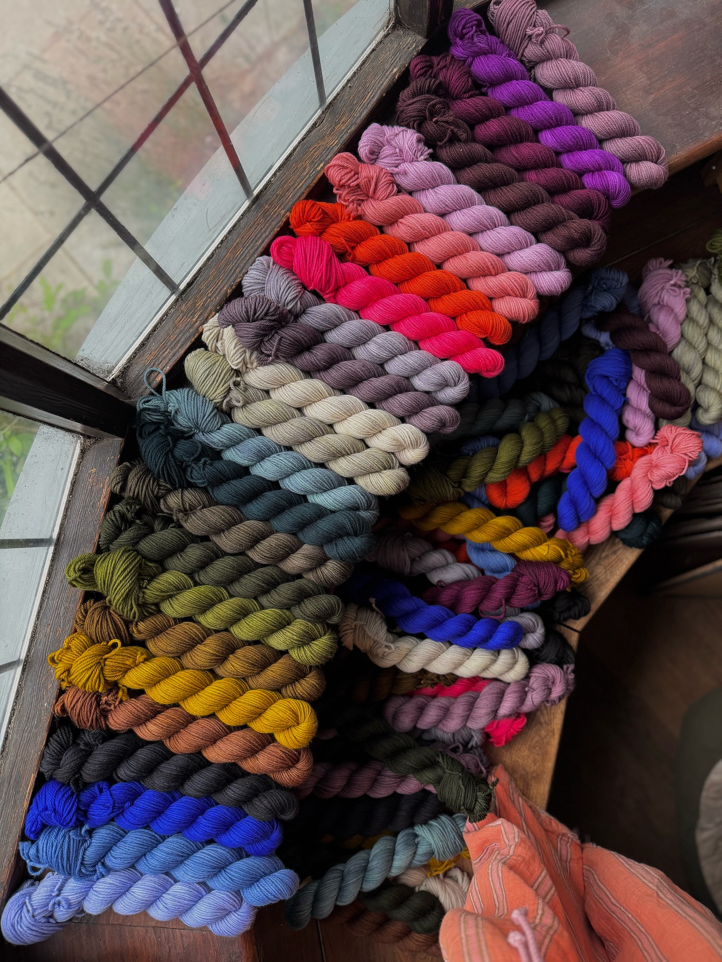 50g SWM DK skeins! ✨ also coming to @flockfiberfestival is a selection of some of my favourite tonals- perfect for adding colourwork interest, #pressedflowerkerchief or even a #stripehypesweater
Honestly these combos are really making my heart sing and I cannot wait to help you create your perfect combos!