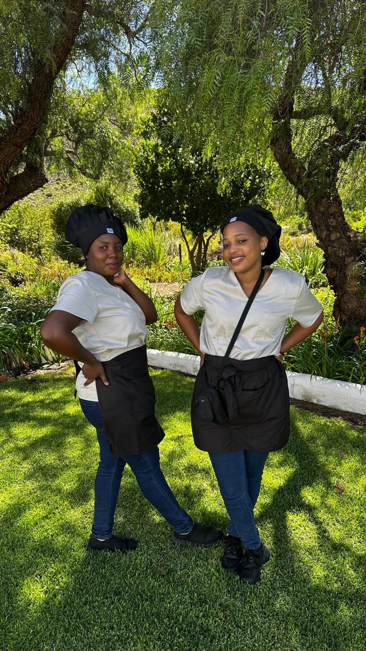 ✨ Happy Women’s Day ✨
Here’s to the powerhouse women behind ME N U Grazing💪🏼💄
Grateful for our little women-led team and the magic we make together, today and every day. 💖
#WomensDay #WomenInBusiness #MenuGrazing #CapeTownEvents #GrazingTables #SmallBusinessSA