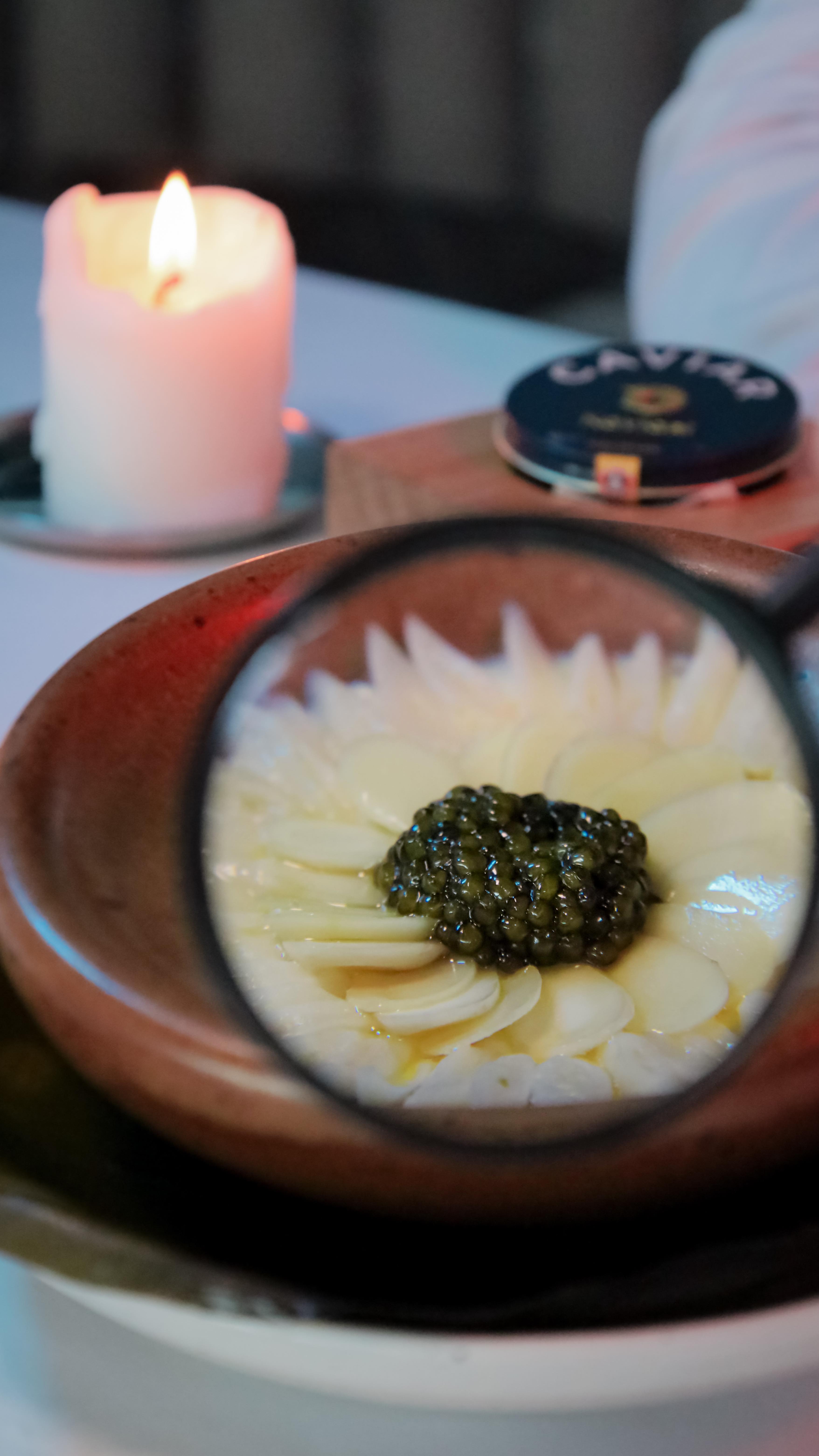 An investigation into elegance…
The scene: serene.
The evidence: intricate layers of flavor.
The motive: unadulterated pleasure.
Razor Clam | Caviar | Parmesan Custard — soon to be reimagined in our new menu.
Come now for your final chance to savor this creation.
Only at L’Arôme by the Sea.
#FineDining #SeafoodArt #ModernGastronomy #MichelinDining #PhuketRestaurants #ThailandFineDining #TastingMenuExperience #LaromeByTheSea #SeaToTable #ElegantBites #FoodCinema #LuxuryDining