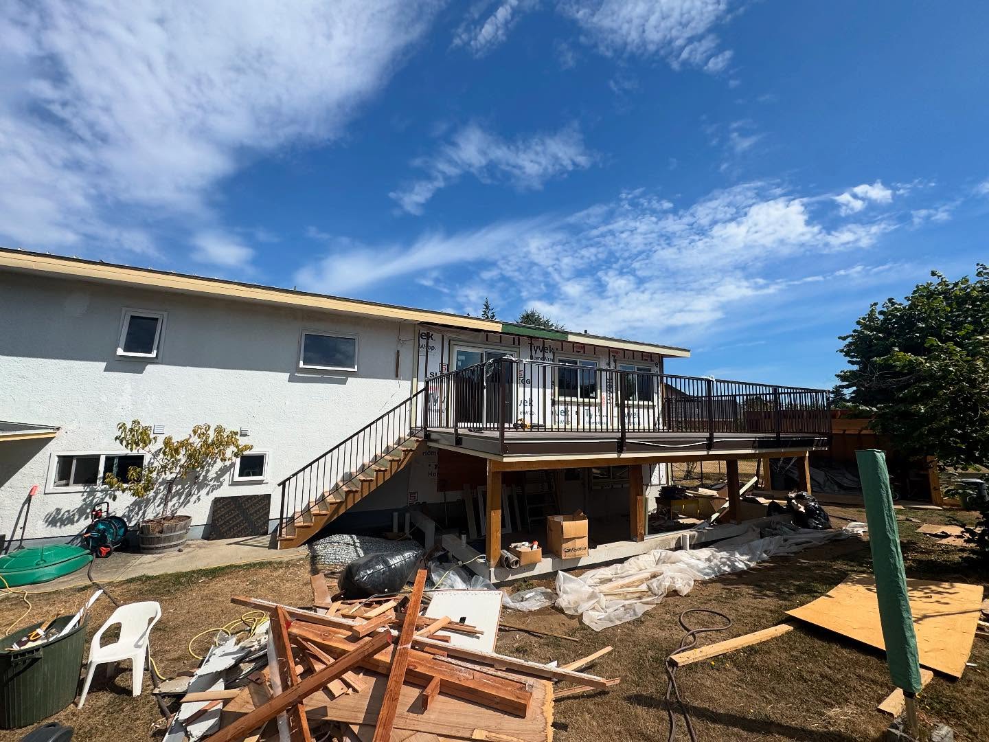 Good progress and happy clients ! Sorry for the mess