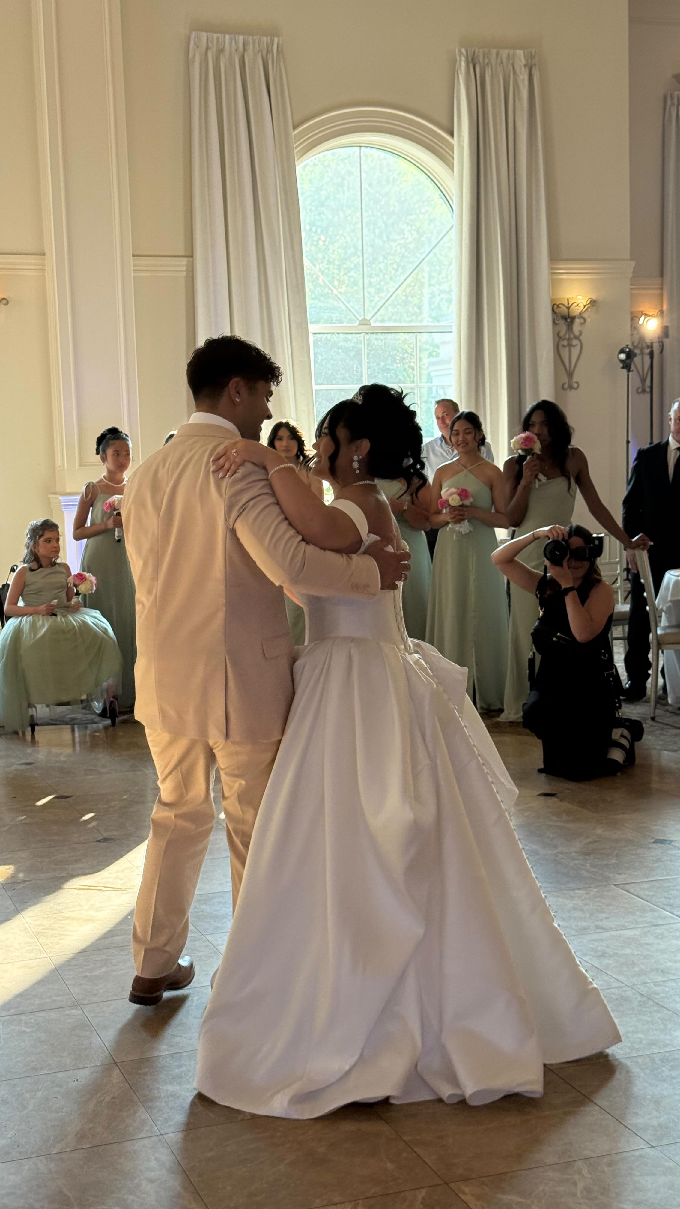 Congrats to May and Mathew this past Sunday (8/3)
Here’s quick recap from the evening as we are back on our wedding grind to start our second half of the wedding season.