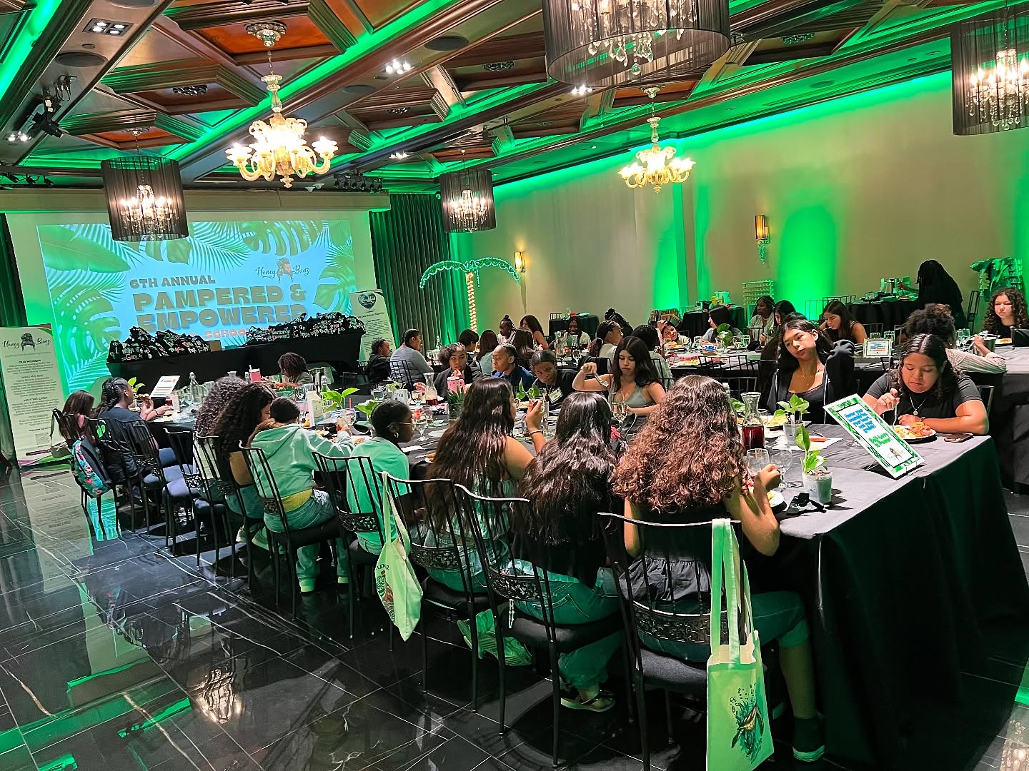 When you pour into girls, you grow leaders. 🧡💙💚
Thank you to everyone who made the 6th Annual Pampered & Empowered possible. We had an amazing turnout! 🫂
#PamperedAndEmpowered #PE25