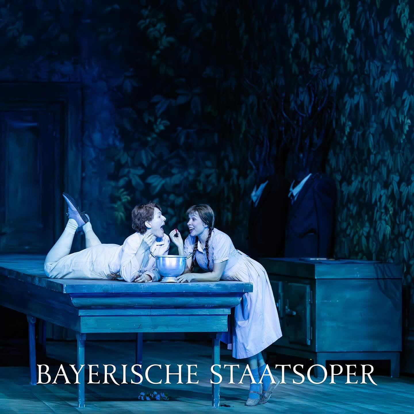 SEASON 24/25 has come to an end and time to look back at the wonderful times on stage! Some highlights included:
• Freia (Das Rheingold)
• Juliette (Die Tote Stadt)
• Gretel (Hänsel&Gretel)
• Ännchen (Der Freischütz)
• Mimi (La Bohéme)
I was also happy to join the @rsb_orchester and @vladimir_jurowski as well as @symfonieorkestvlaanderen and @kristiinaposka for a few Beethoven 9th’s.
I am also extremely grateful to Cultural Endowment of Estonia @kultuurkapital for awarding me with a prize that came as a wonderful surprise!
Most of all I am extremely grateful for all the wonderful things that happened behind the curtain and off the stage, where my happiness and personal life took centre stage.
I wish everyone a wonderful summer holiday and I can’t wait to see you all soon!
#opera #operasingersofinstagram #bayerischestaatsoper #estonian #singer #season #music #summer #holiday