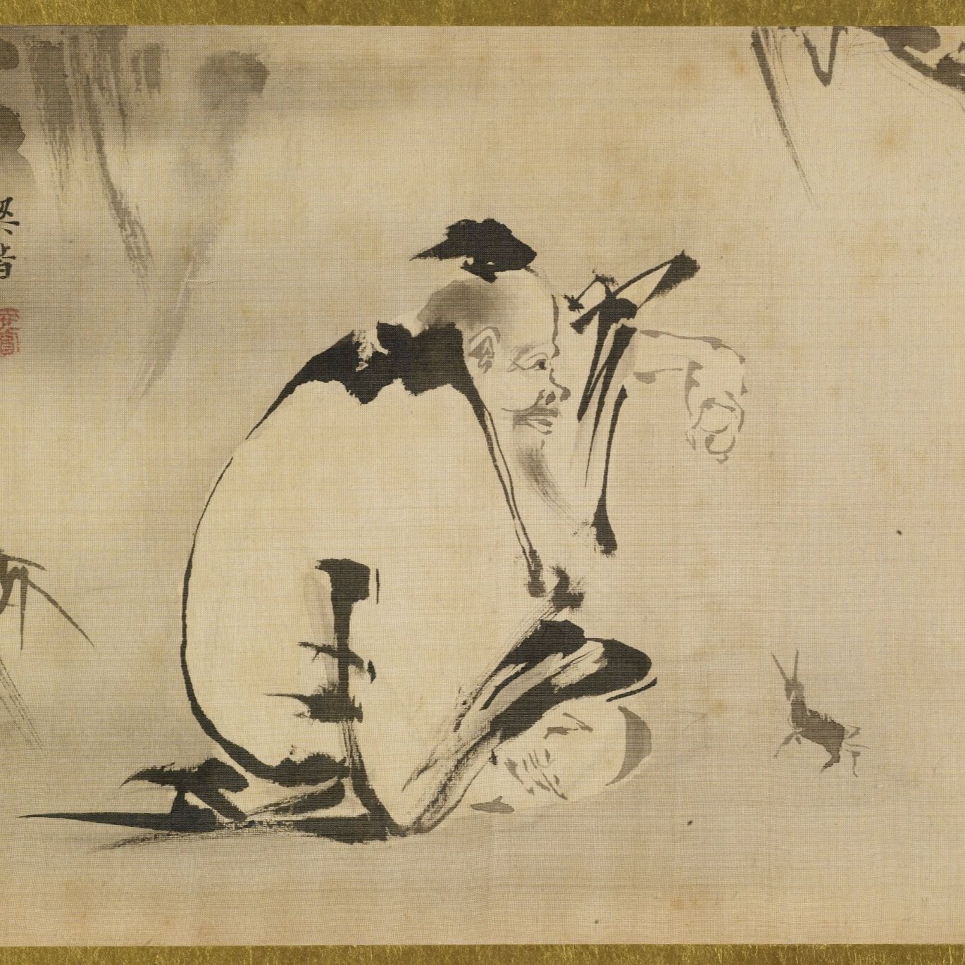 « Bien que le maître ne fasse rien, sa non-action est l’opposé de l’inaction. Il agit sans effort, et chaque tâche s’accomplit d’elle-même, au moment juste. » – Tchouang-Tseu
La non-action, dans la pensée taoïste, n’est pas une absence d’engagement ni une passivité. Elle est un art subtil : celui de se placer dans un état d’harmonie intérieure et de clarté telle que l’action devient spontanée, fluide, sans lutte.
Le maître, ou toute personne ayant atteint cet alignement, ne cherche pas à forcer le cours des choses. Il s’accorde au rythme naturel de la vie, comme une voile épouse le vent. Cette absence de résistance lui permet d’agir de manière juste, au moment opportun, sans gaspiller d’énergie. Ainsi, les choses semblent « se faire toutes seules », mais c’est en réalité le fruit d’une grande maîtrise de soi, de l’écoute, et d’une profonde confiance en la Voie (Tao).
Dans cet état, être et agir ne sont plus deux aspects distincts : l’action découle naturellement de l’être, comme l’eau coule de la source. Il n’y a plus de séparation entre intention et réalisation, entre pensée et geste. C’est là le cœur du Wu Wei : agir pleinement, sans effort, dans la paix du moment présent.