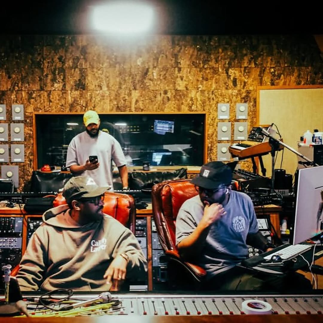 OUT NOW!! 🙌🏾 #HEARTOFMINE, a collaborative EP with @musiqcity and @pjmorton is streaming everywhere now! Run it up! 🔥🚀 #apjmortonproduction
All songs Recorded and Mixed by @reggienic except ‘Amazing’ mixed by @mrmailbox
Recorded at @studiointhecountry1973
mastered by @singmastering
All guitars by @chrispayton7 except ‘Morning’ by @shemaiah_turner
Horns by @keyonharrold
String arrangements by @mikeesneault