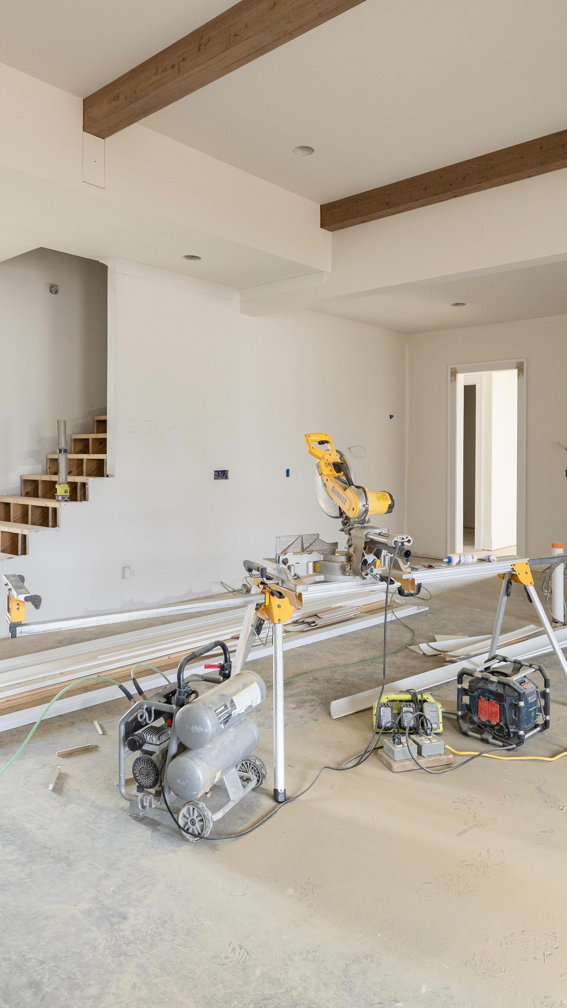 Now complete, this refined residence is ready to welcome its forever family.
From bare studs and construction dust to light-filled rooms layered with thoughtful details〰️every inch of this custom build was shaped with intention.
We began with a vision〰️a home where craftsmanship meets comfort, where clean architectural lines mingle seamlessly with natural textures, and where every space feels both refined and inviting. Through months of collaboration, sourcing, and meticulous installation, that vision took form; in the warmth of hand-hewn beams, the softness of tailored drapery, and the grounding presence of stone underfoot. Every detail is considered and every choice is intentional.
Builder: @dickensbuilt
Cabinetry: @tkldesigns
Photography: @jennifer.saltsman.photography
📍 9932 Whittmore Park Lane
Collierville, TN 38017