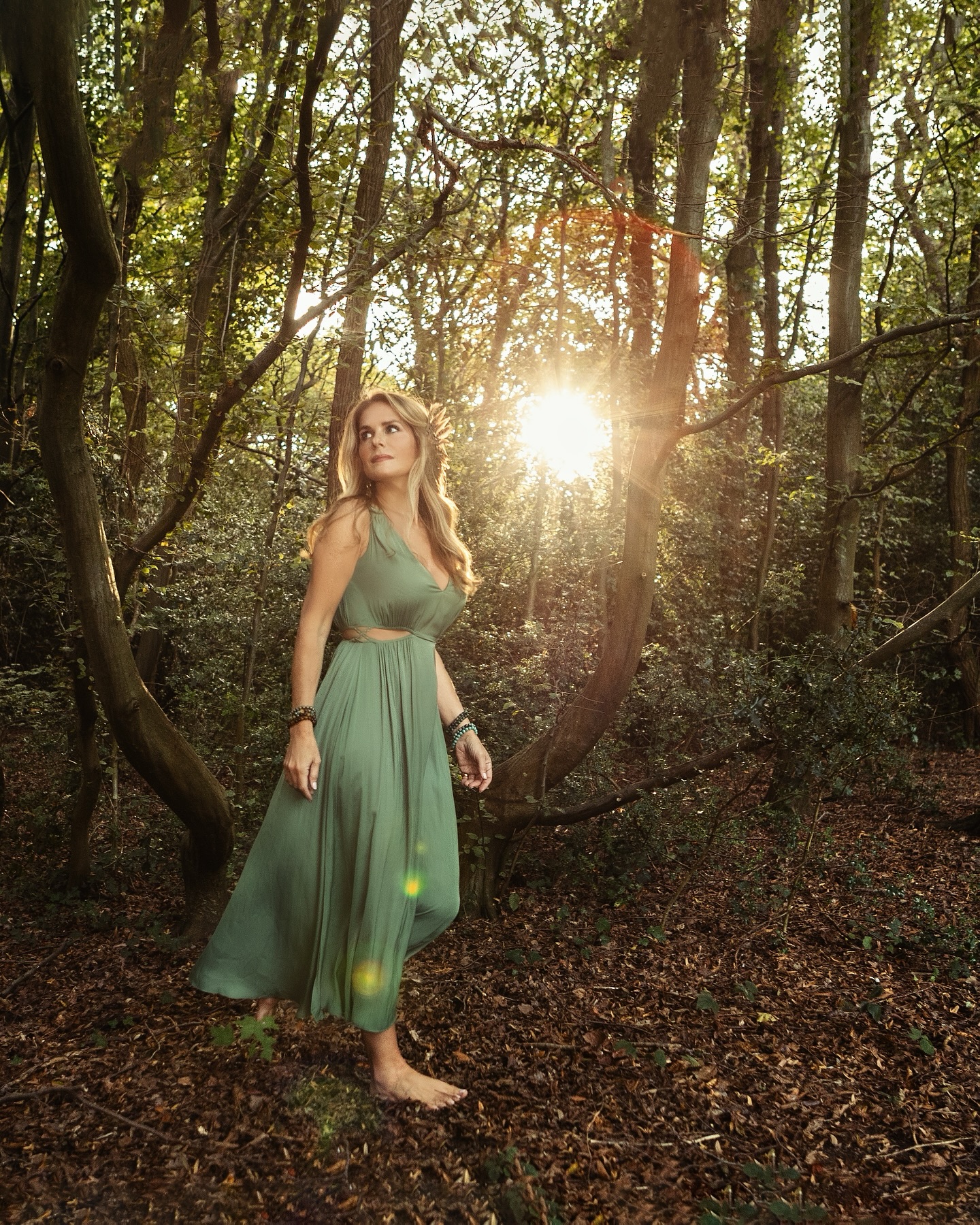 Today is my birthday and for once… I’m not working. Normally I’m deep in the Lions Gate Portal holding space but this year brought an energetic block and I honoured it. I’m soaking up the sun with my family and allowing myself to just be.
Thank you for all the beautiful birthday wishes. I feel so blessed 💙✨
That said… I couldn’t let this day pass without sharing the magic of the 8/8 Lions Gate Portal — a powerful time of manifestation, soul remembrance & rebirth.
And with tomorrow’s Sturgeon Full Moon in Aquarius (peaking 9 Aug at 08:54am UK time), the energy is even more amplified.
Manifestation Ritual Tonight (8:00–8:08pm):
• Light 2 candles — yellow for abundance, orange for creation
• Write “888” on each to anchor the numerology
• Hold Citrine for abundance and Labradorite for intuition & magic
• Write your manifestations & speak them aloud
• Let your voice carry your vision into the universe
Even a single birthday candle will do—it’s the energy behind it that matters.
The Sturgeon Moon carries themes of resilience, intuition & ancestral wisdom. It invites karmic release and emotional maturity, activating heart and mind (Leo vs. Aquarius). You may feel bold shifts, sudden clarity or past-life echoes rising.
What to do:
• Don’t charge crystals (retrograde = reflection)
• Meditate, burn a release letter, or journal
• What am I ready to release?
• What strength is rising in me?
• What outdated belief no longer serves?
This moon asks you not to rise to escape—but to rise in truth. To align. To lead. To remember.
Happy Lions Gate and Full Moon 🌕
With love,
Natasha
♾️💚🦁✨💫
#birthdaymagic #lionsgate #88 #fullmoon