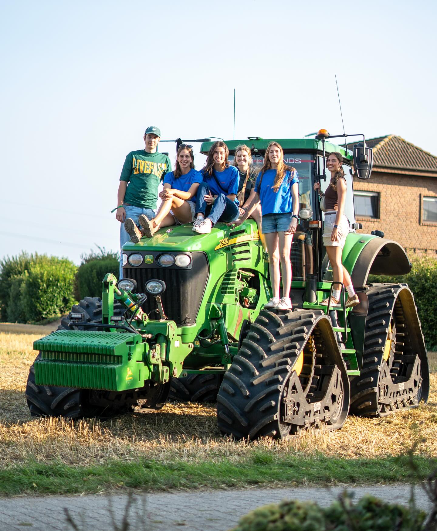 Wenn Landwirte ein Festival machen… 🌾🎶
Am Wochenende waren auch wir beim Acker Open Air Festival von @agrarnils dabei und ja, es gab Rievkooche für alle! 🥔