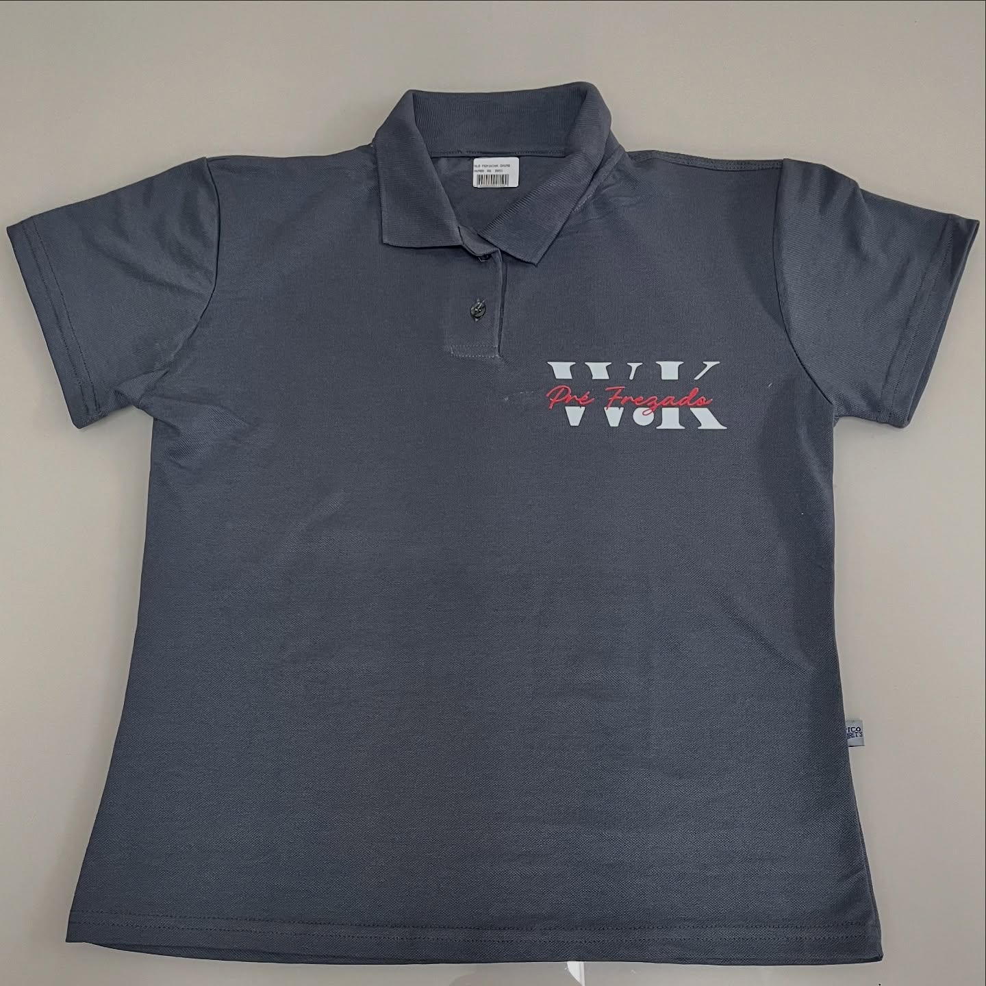 👕✨ Polo Feminina em Malha Fria Personalizada
Conforto, estilo e identidade para sua equipe!
Atendemos sob medida: produzimos no material, cor e com a logomarca da sua empresa, exatamente como você desejar. 🧵🎨
📦 Pedido mínimo acessível
🚀 Entrega rápida
💼 Ideal para uniformes corporativos, eventos ou brindes personalizados
Entre em contato e solicite seu orçamento!
📲 #PoloFeminina #UniformeEmpresarial #MalhaFria #PersonalizaçãoEmpresarial #SuaMarcaEmDestaque