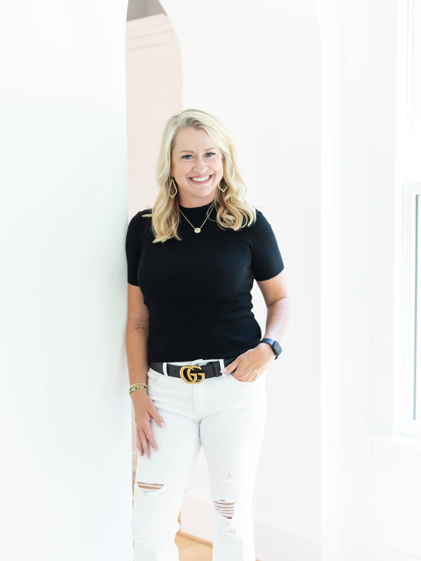 It’s always a joy working with @amberbrittain, and this shoot was no exception! We had such a great time capturing fresh brand photos—headshots, lifestyle shots, and more.
If you’re showing up consistently on social media, high-quality brand photography is a game-changer. One of my favorite things about Amber is how creatively she uses her photos to tell her story and connect with her audience. She makes it so fun every time!
•
•
•
#brandingphotography
#brandphotographer
#brandphotography
#instagrambham #birminghamal #strategicbranding #welovebranding
#visualbrandstrategy
#hooveralabama #vestaviahills
#vestaviahillsalabama
#hwy280 #businessphotographer
#headshots #contentstrategy
#hooveral #birminghamalabama #mountainbrookalabama
#growonline #photographer #socialmedia