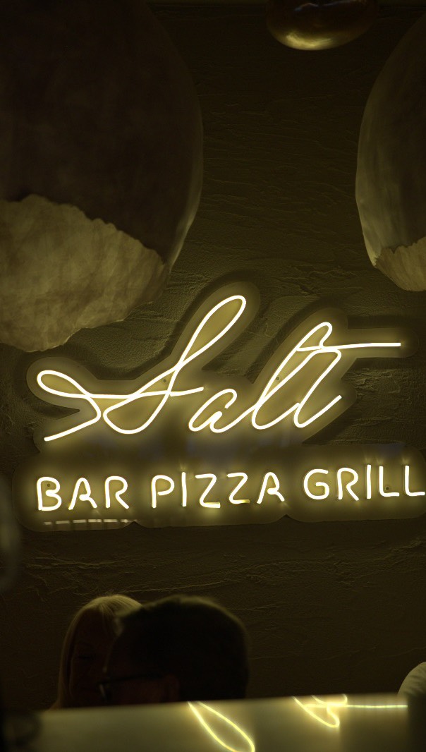 ✨ Every time well spent at Salt Restaurant, Maldon ✨
Perfectly roasted chicken, golden baby potatoes, fresh salad, and a rich, flavour-packed sauce — every bite felt like a hug for the taste buds 🤍
If you’re in Maldon and love good vibes, gorgeous plating, and next-level flavour, Salt is an absolute must!
#SaltMaldon #FoodieHeaven #RoastGoals #MaldonEats #FoodWithLove#Salt#Maldon#❤️❤️❤️