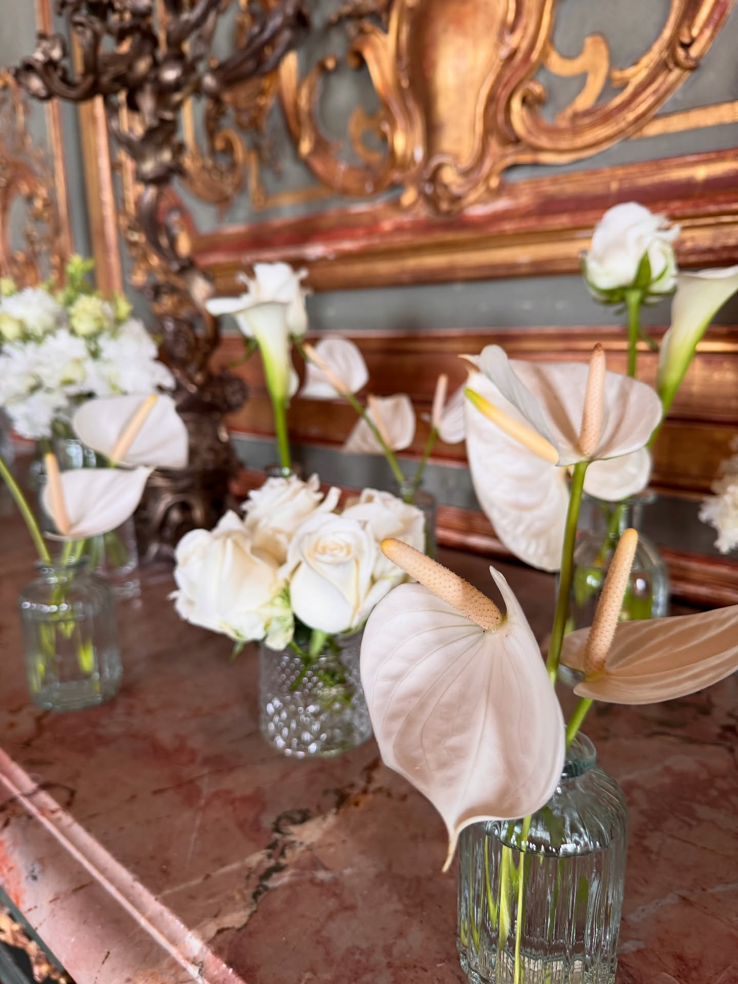 Simply white 😊
#florals #clivedenhousehotel #clivedenhouse #cliveden #events