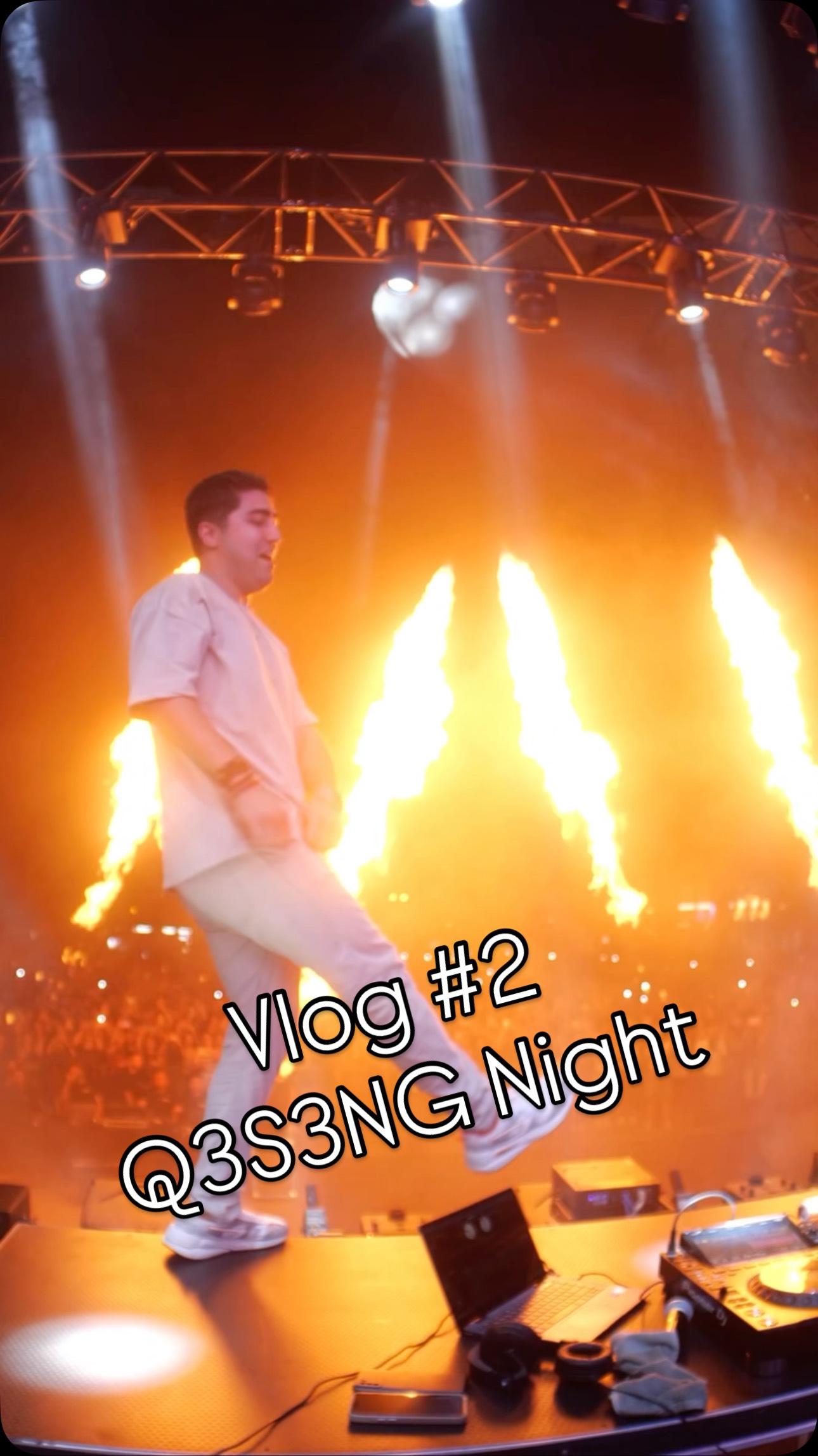 Bu vacib gündə yanımda olan hər kəsə dərin təşəkkürümü bildirirəm.
Sizin dəstəyinizlə ölkədəki növbəti “İLK”-ə imza atdım!
Dediyim kimi — ilk dəfə bu səviyyədə vizuallar, lazer şouları, və səhnə effektləri bir arada təqdim olundu!
Bu şou 2 ay boyunca üzərində işlənmiş elektron və Azərbaycan mahnılarından ibarət mash-uplarla tam oldu.
❤️ Dəstəyiniz üçün minnətdaram.
📲 Paylaşın ki, bunu hamı görsün!